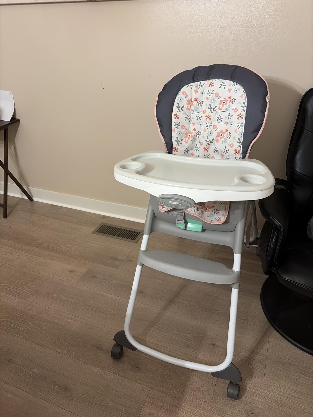 Ingenuity Full Course 6-in-1 High Chair - Baby to 5 Years Old, 6 Convertible Modes, 2 Dishwasher Safe Trays - Astro, 13108 customer photo 2