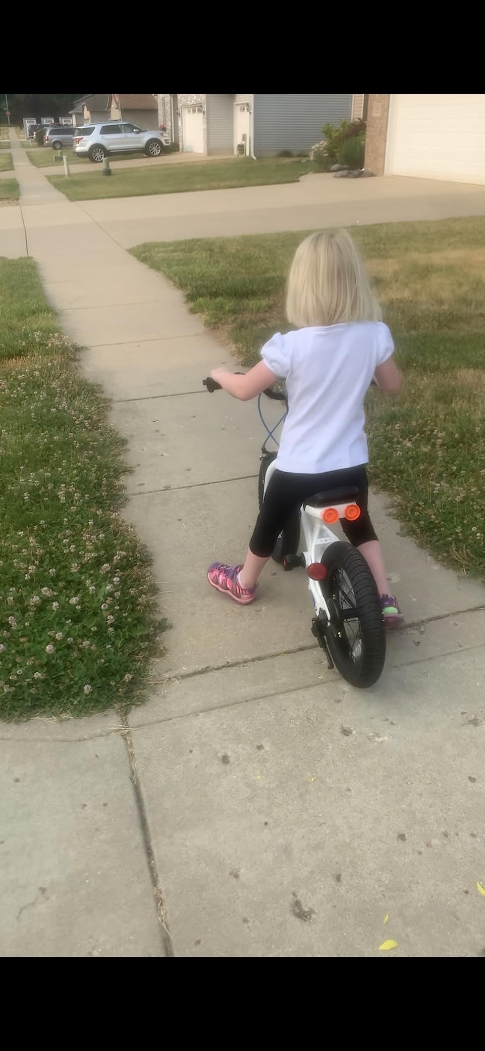 RoyalBaby EZ Kids Bike, Balance & Pedal, Safer for Beginners | 2-in-1 Easy Learning Bicycle, 12-20 Inch, Ages 2-12 Years customer photo 2