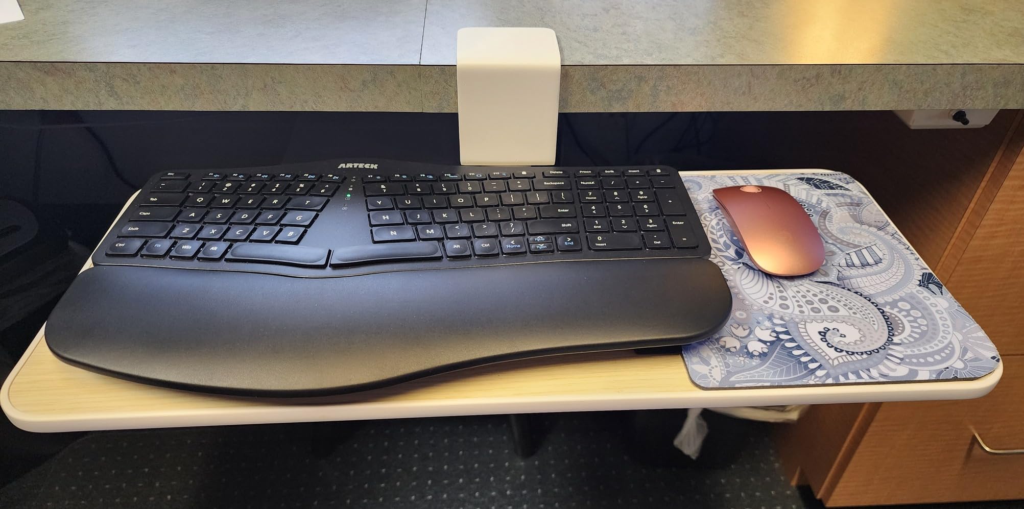 Arteck Split Ergonomic Keyboard with Palm Rest, 2.4G USB Wireless Keyboard customer photo 2