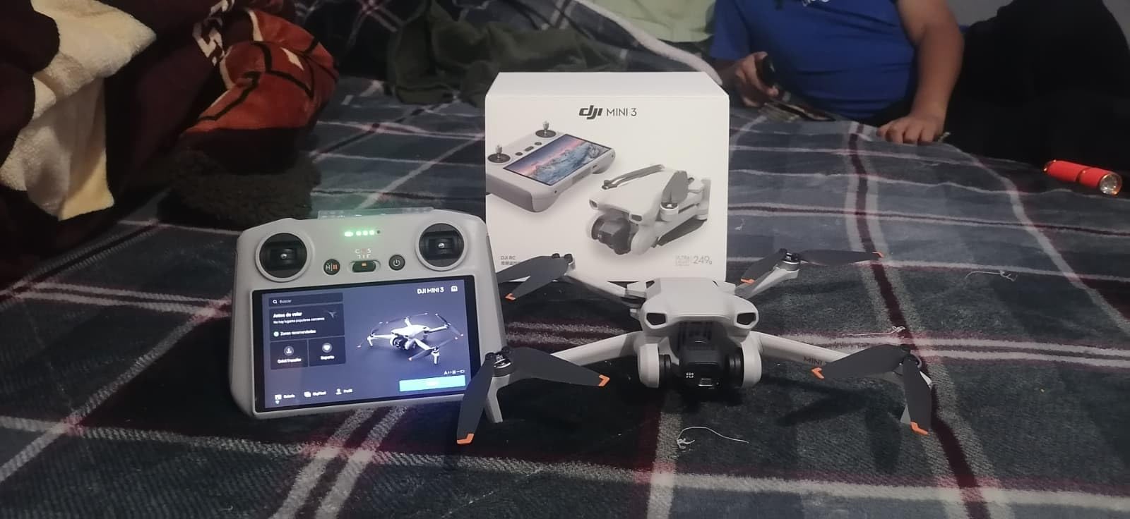 DJI Mini 3 With DJI RC, 3-Axis Mechanical Gimbal Mini Camera Drone | 4K HDR Video, 38-Min Flight Time, up to 32800ft (10km) Video Transmission, Vertical Shooting, GPS Auto Return customer photo 2