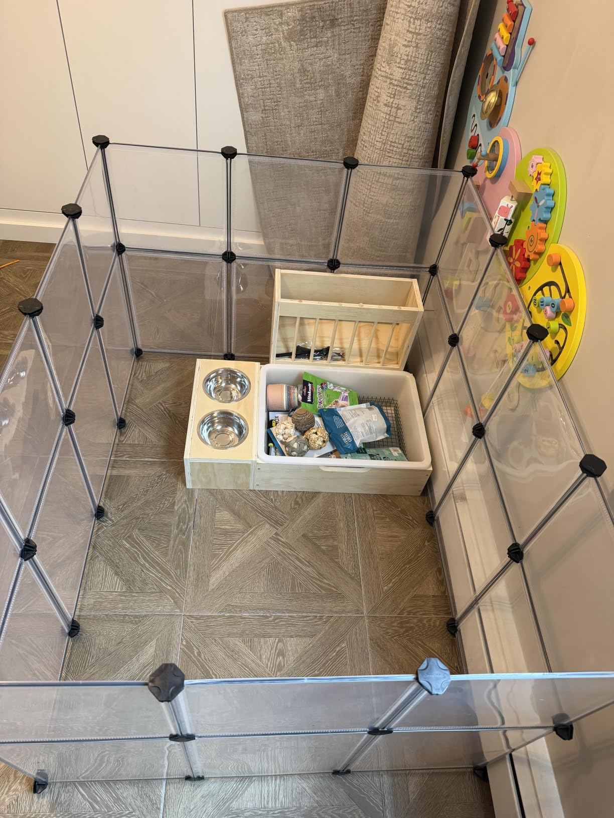 SONGMICS 20 Panels Pet Playpen with Floor, Small Animal Playpen, Pet Fence Indoor, DIY Plastic Enclosure for Guinea Pigs, Bunny, Hamsters, Hedgehogs customer photo 2