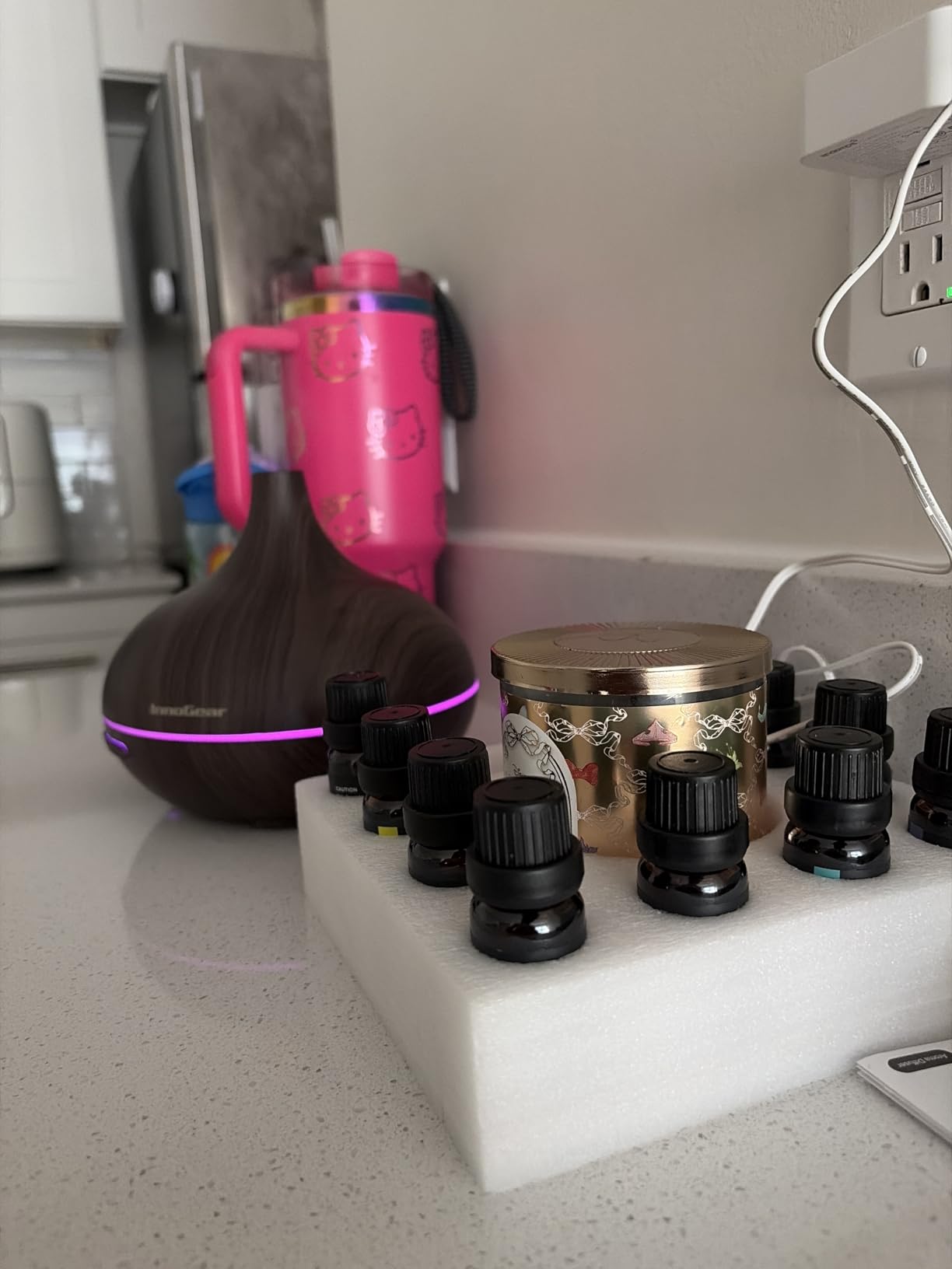 InnoGear 400ml Aromatherapy Essential Oil Diffuser 10 Oils Gift Set, Dark - Cool Mist Humidifier, Essential Oils, Ultrasonic, 4 Timers, Run up to 12hrs, Large Room, Home, Automatic Shut-Off, Quiet customer photo 2