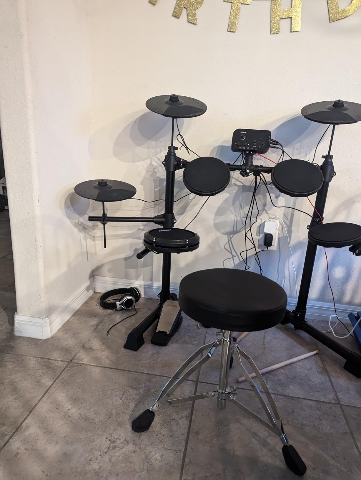 AODSK Electric Drum Set For Beginner 150 Sounds, 4 Quiet Drum Pads 2 Pedals | 10