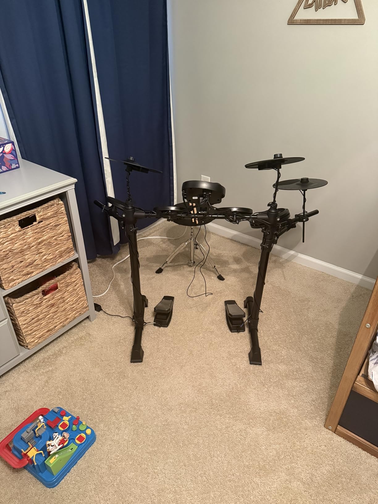 AODSK Electric Drum Set For Beginner 150 Sounds, 4 Quiet Drum Pads 2 Pedals | 10