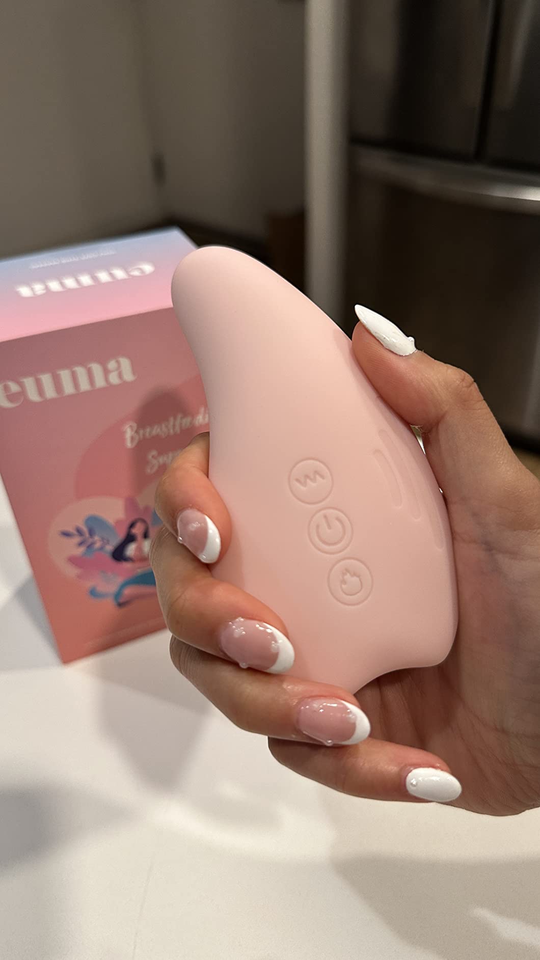 Breast Massager for Breast Feeding Essentials New Mom - Vibrating Lactation Massager with Heat and Breast Therapy Pads: Improve Milk Flow, Clogged Milk Duct Relief, Mastitis, and Engorgement customer photo 1