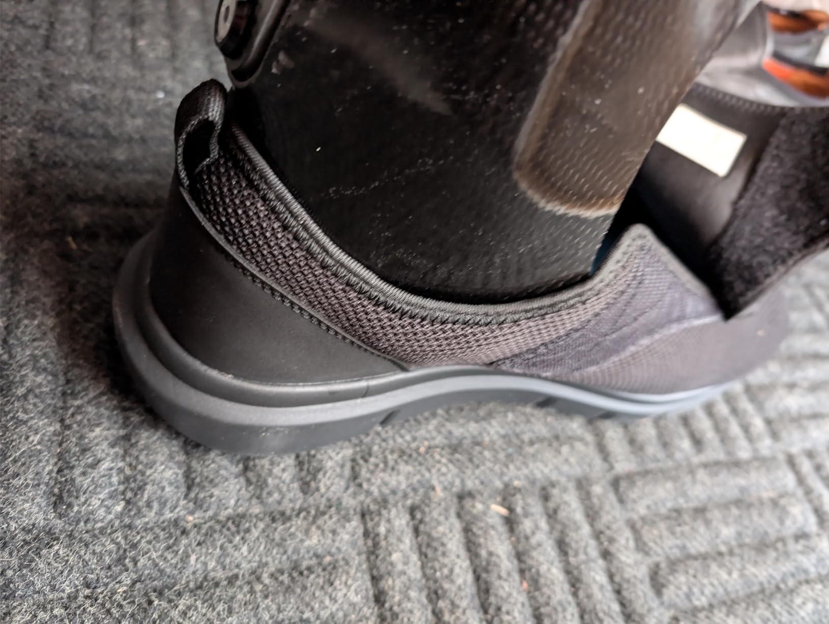 FitVille Diabetic Shoes for Men Extra Wide Slip-on Shoes for Swollen Feet Adjustable Walking Shoes for Elderly Foot Pain Relief Neuropathy - EasyTop Wings customer photo 2
