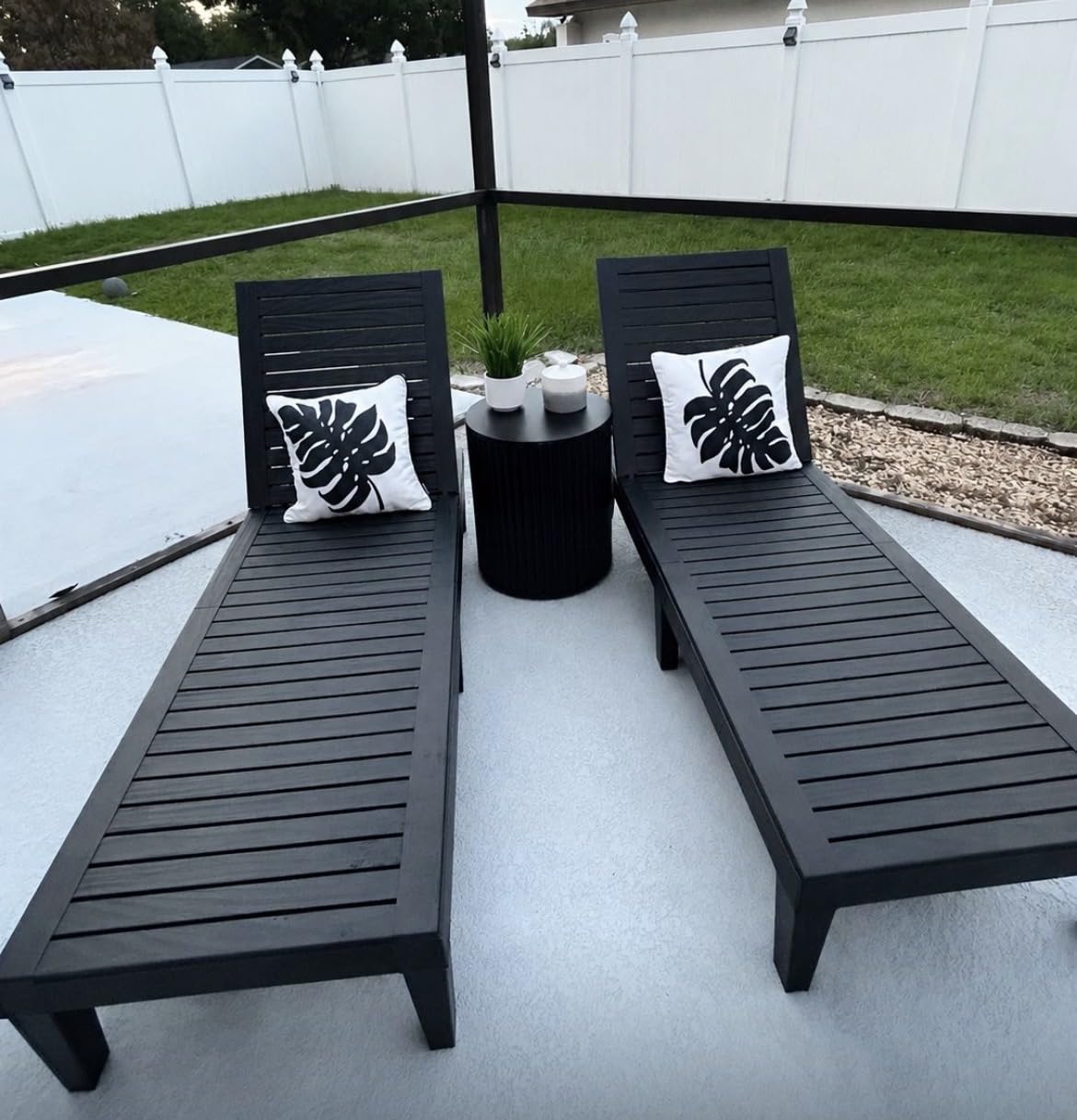 EUNHOO Outdoor Lounge Chaise, Adjustable Pool Lounge Chairs with 5 Positions Backrest, Waterproof Sun Loungers for Garden Pool Beach Patio Deck Sunbathing Set of 4 customer photo 2