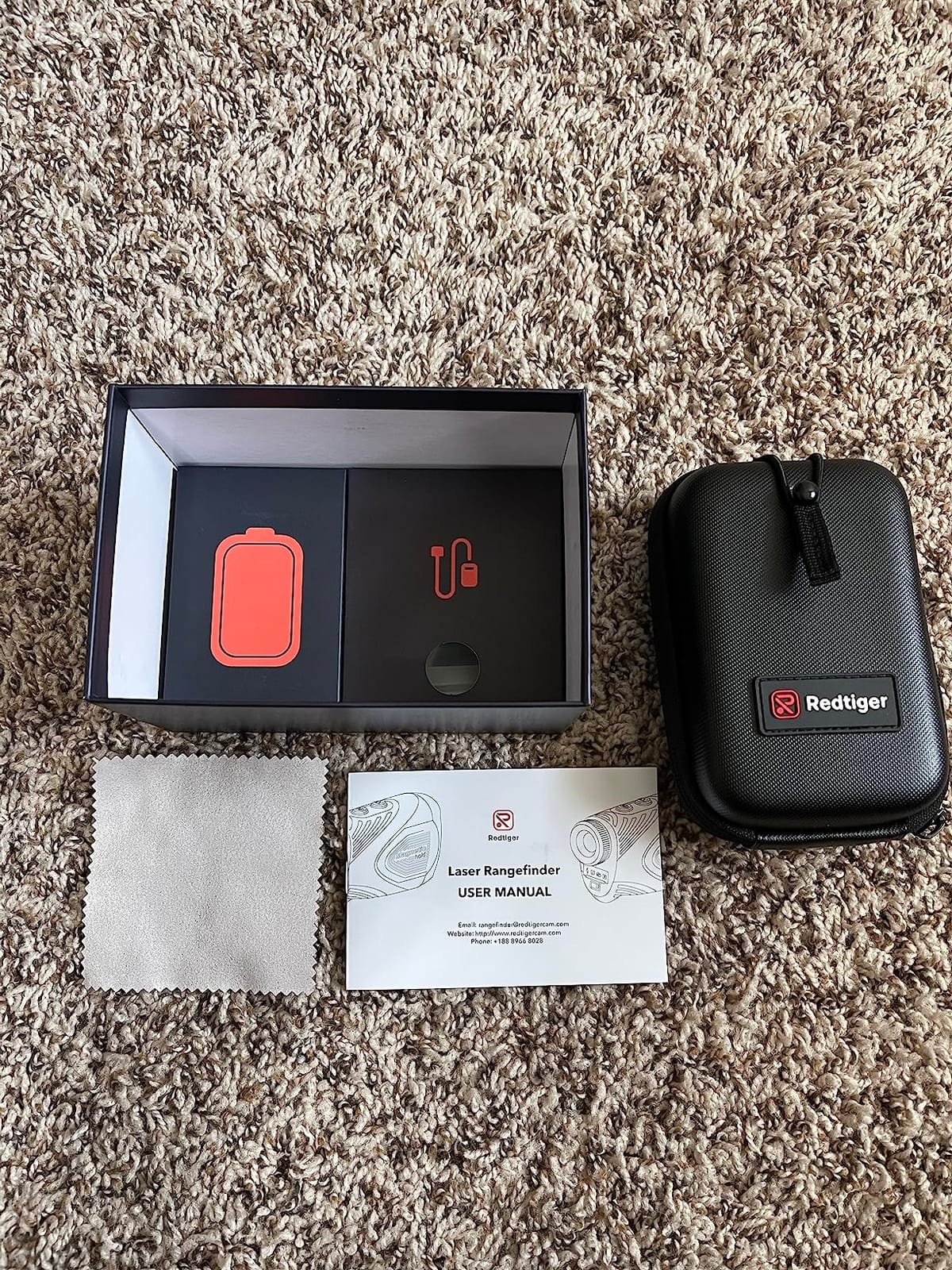 REDTIGER Golf Rangefinder with Slope On/Off,7X Magnification 1200 Yards | Flag Pole Lock with Vibration,IP54 Water Resistant,Rechargeable,Magnetic Suction,GolfVue Series 1,White customer photo 1