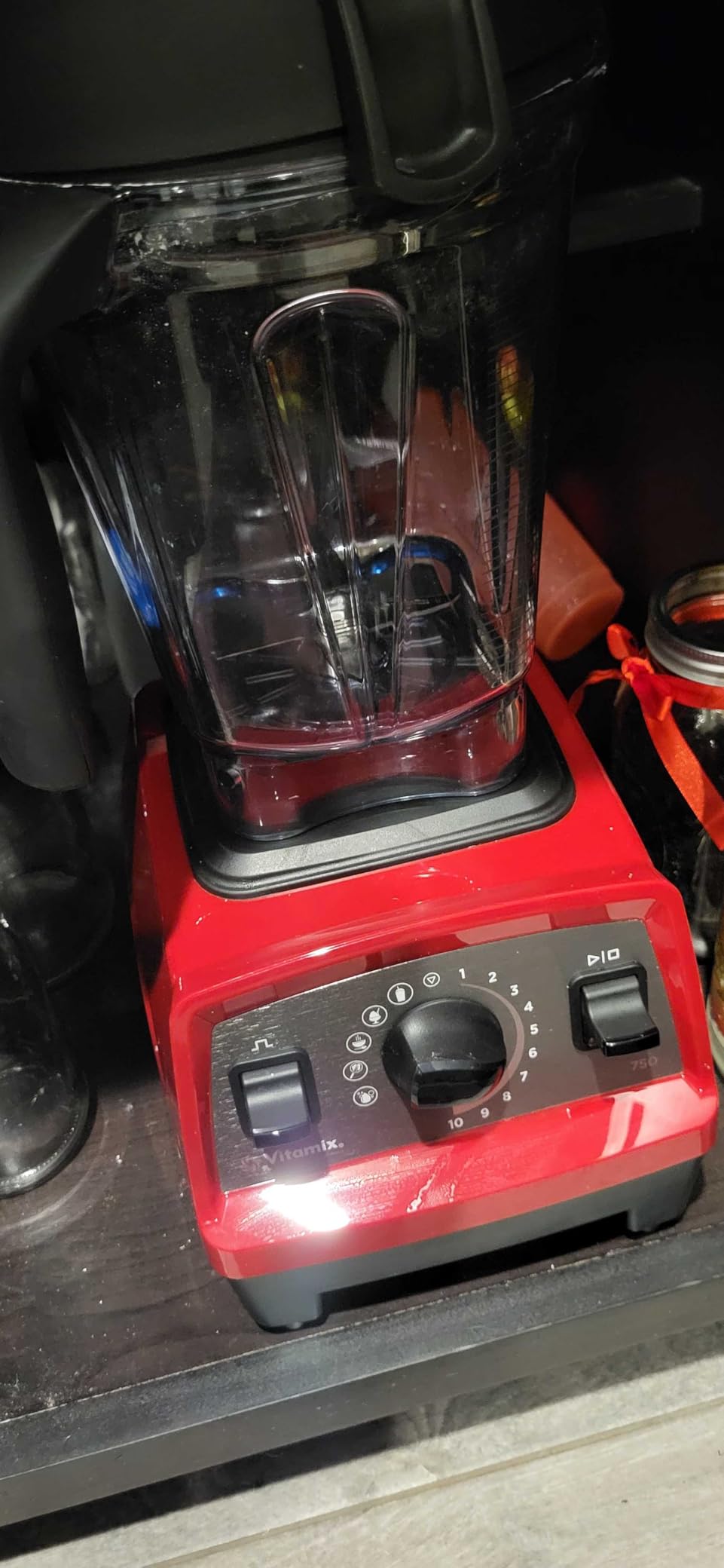 Vitamix Propel Series 750 Professional-Grade Blender, 4 Programs, Black, 64 oz. Container customer photo 1