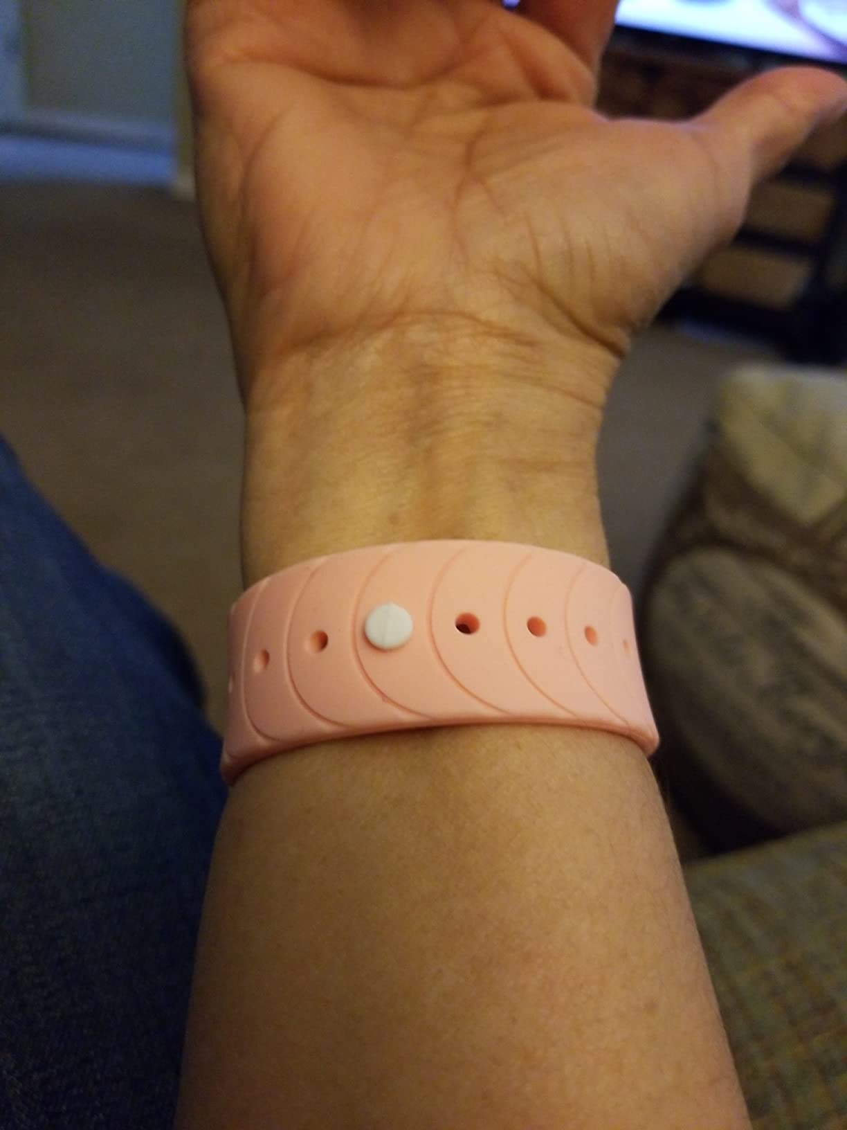 Motion Sickness Bracelets Wristband Sea Sickness for Adult Kids & Pregnant Women, Acupressure Anti Nausea Wristbands for Car Sea Air Cruise Travel Sickness, Relief Motion/Morning Sickness --2Pairs customer photo 1