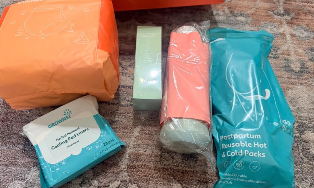 GROWNSY 15pc Postpartum Essentials Recovery Kit for Women, Green | Includes 5 Postpartum Pads, 5 Disposable Underwear, 2 Ice Packs, Peri Bottle, Perineal Spray & 28 Cooling Pad Liners customer photo 1