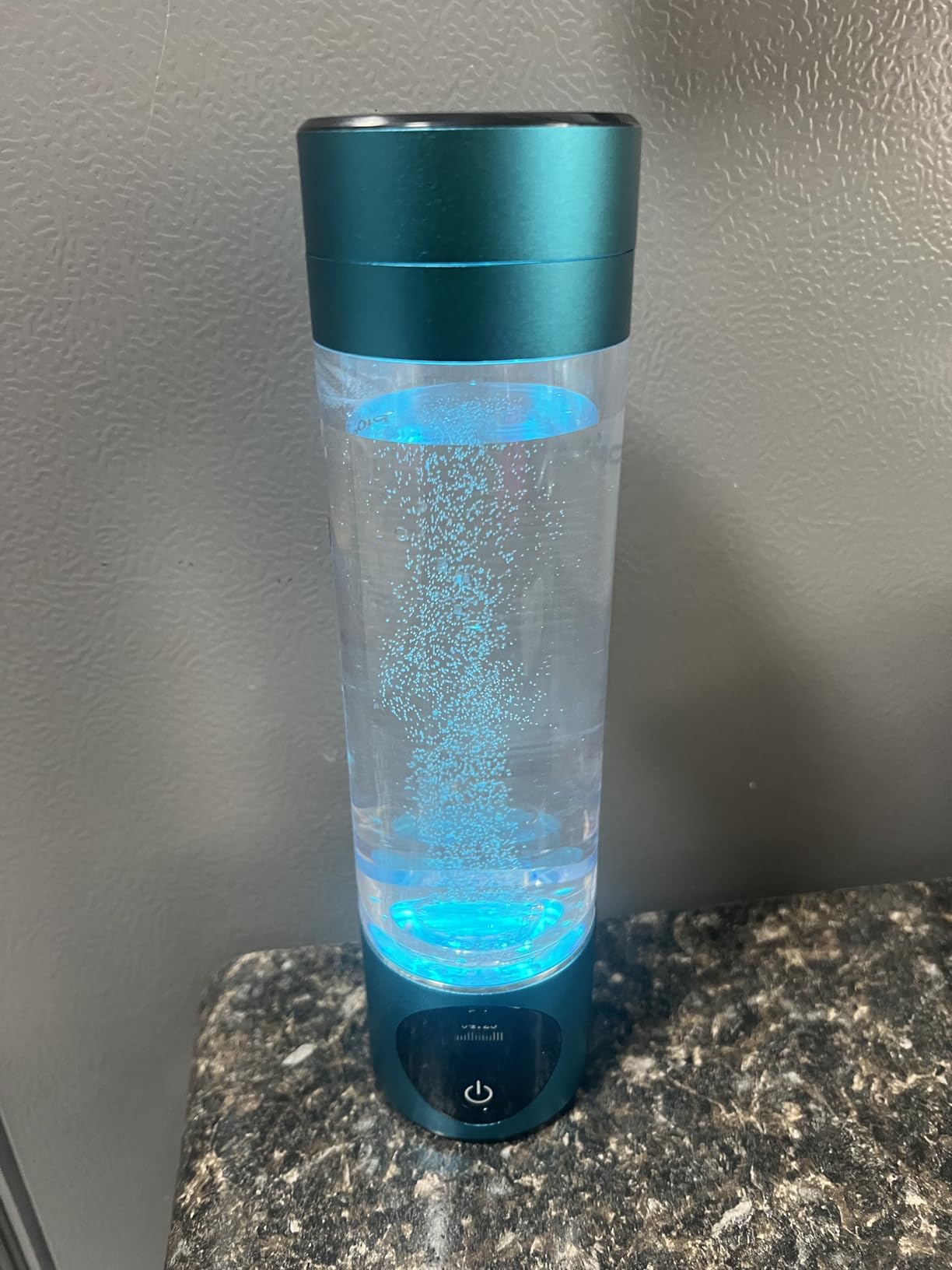 PIURIFY Hydrogen Water Bottle Generator | 6300+ PPB in 3 Cycles | 10 oz customer photo 1