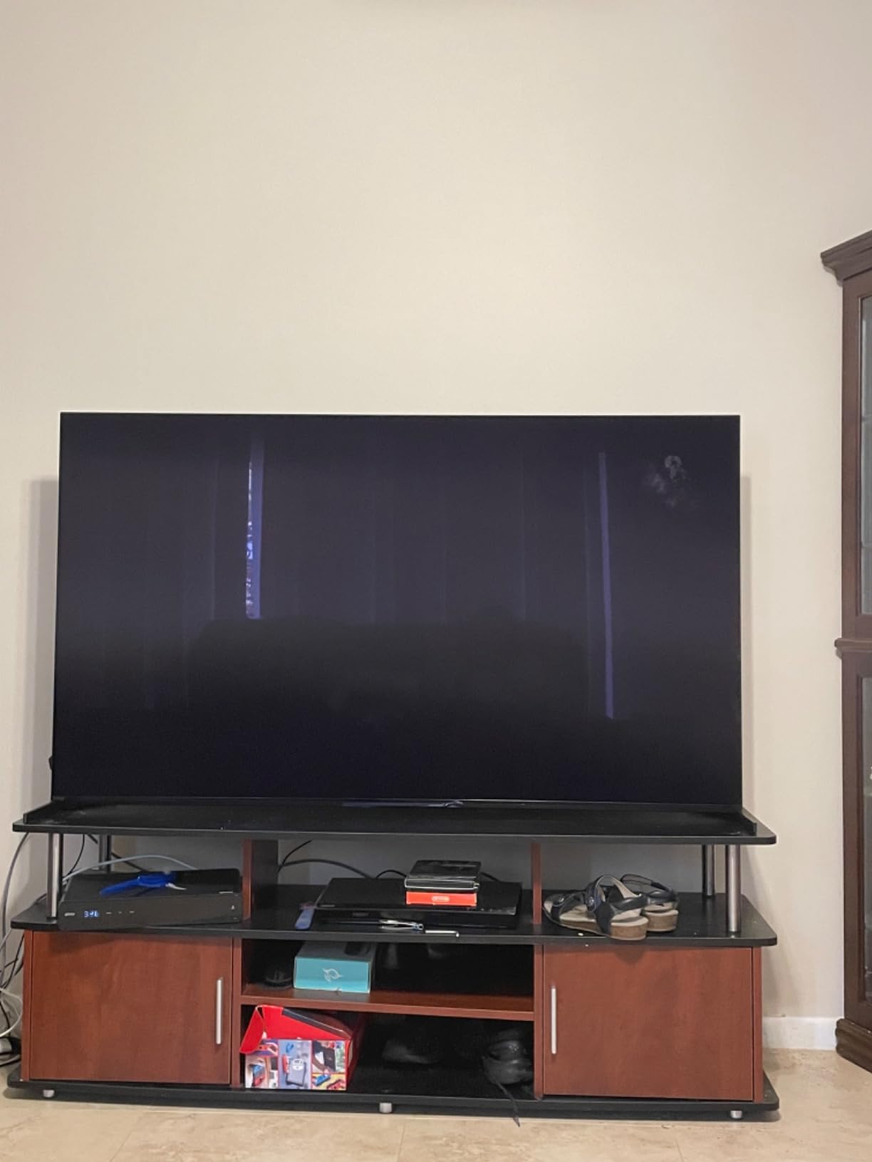 Sony QD-OLED 77 inch BRAVIA XR A95L Series 4K Ultra HD TV: Smart Google TV with Dolby Vision HDR and Exclusive Gaming Features for The PlayStation 5 XR77A95L - Latest Model customer photo 1