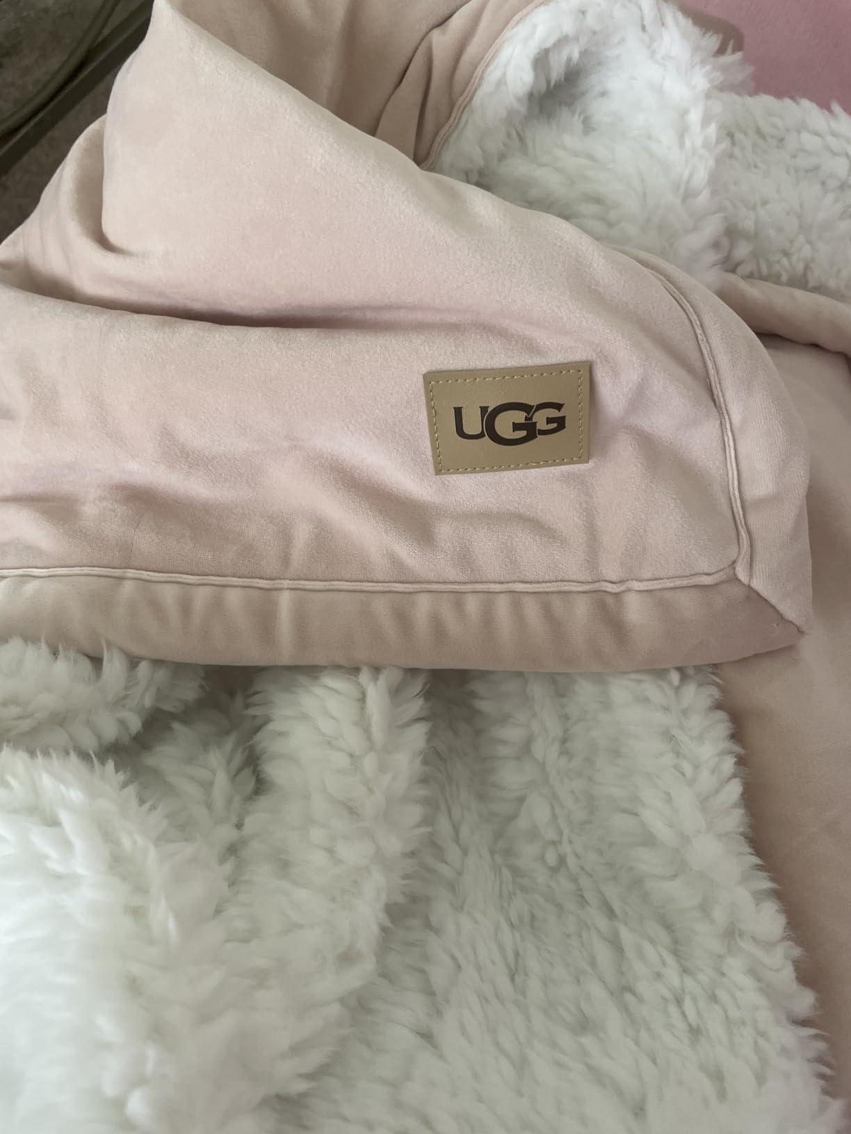 UGG Bliss Fleece Throw Blanket for Couch, 50''x70'', Charcoal Grey customer photo 2