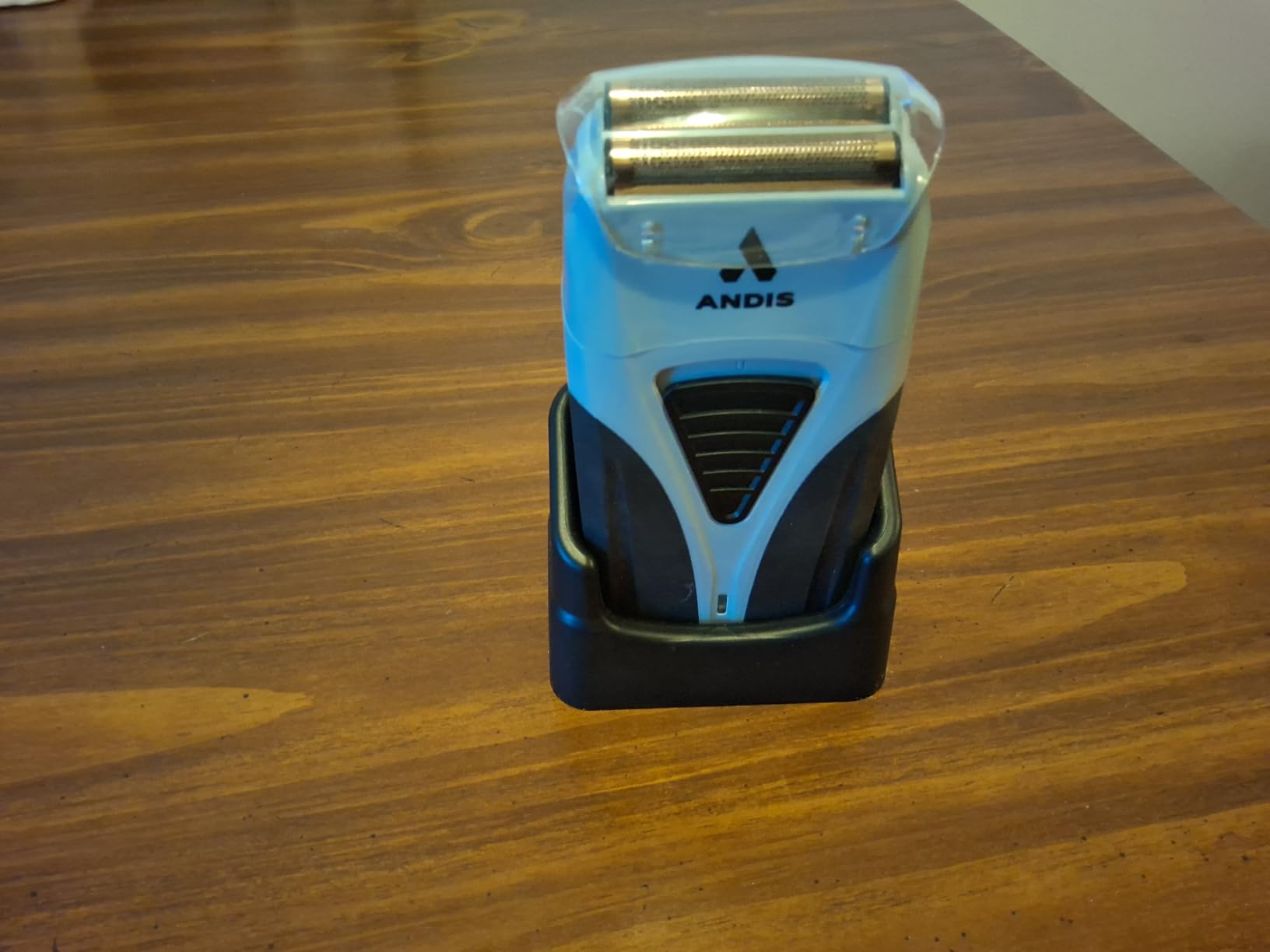 Andis TS-2 17255 Pro Foil Lithium Titanium Foil Shaver, Cord/Cordless, Smooth Shaving Cordless Shaver with Charger customer photo 2