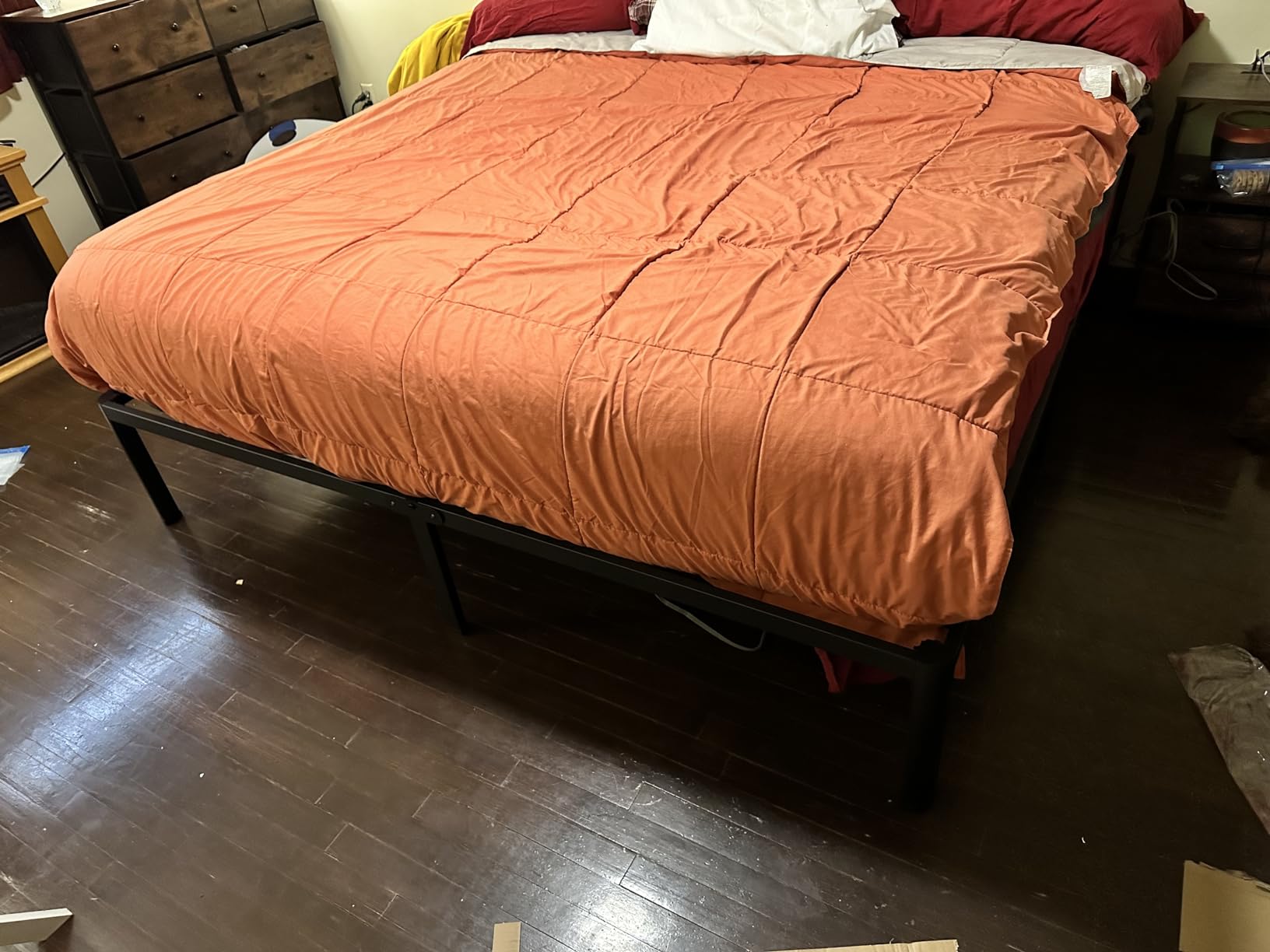 ROIL 14 inch Metal Queen Bed Frame with Rounded Corner and Headboard Hole Mattress Retainers 3500LBS Heavy Duty Steel Slats No Box Spring Needed Platform Noise-Free Easy Assembly customer photo 1