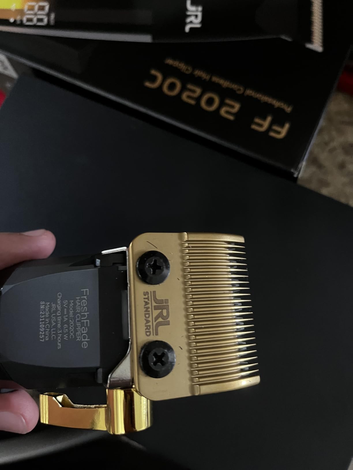 Amazon Series JRL Fresh Fade 2020C-G Clipper - Professional Hair Clippers w/Cool Blade Technology for Men's Grooming - Rechargeable Clippers w/LCD Display and Corrosion Proof (Gold) customer photo 1