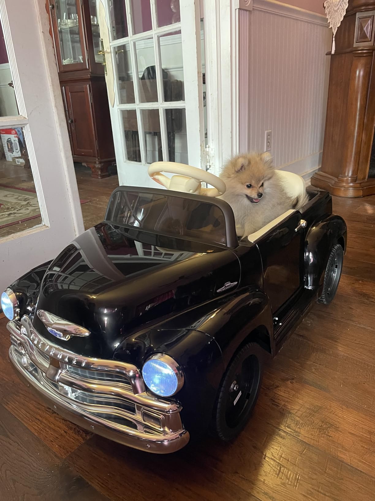 Joywhale 12V Kids Ride on Car Licensed Chevrolet 3100, Vintage Chevy Ride On | Battery Powered Motorized Car, with 7AH Big Battery, Retro Style, Remote Control, 3-Speeds, Storage Space, Single Seat, Black customer photo 1