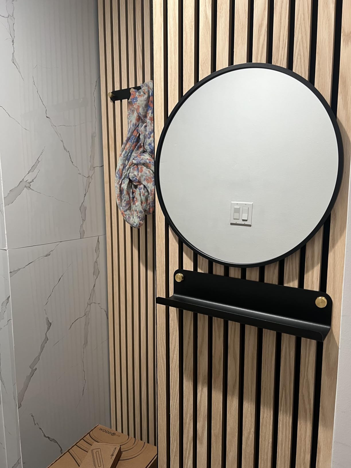 Sunniry Black Round Mirror, Round Mirror 24 inch, Matte Black Metal Frame customer photo 2