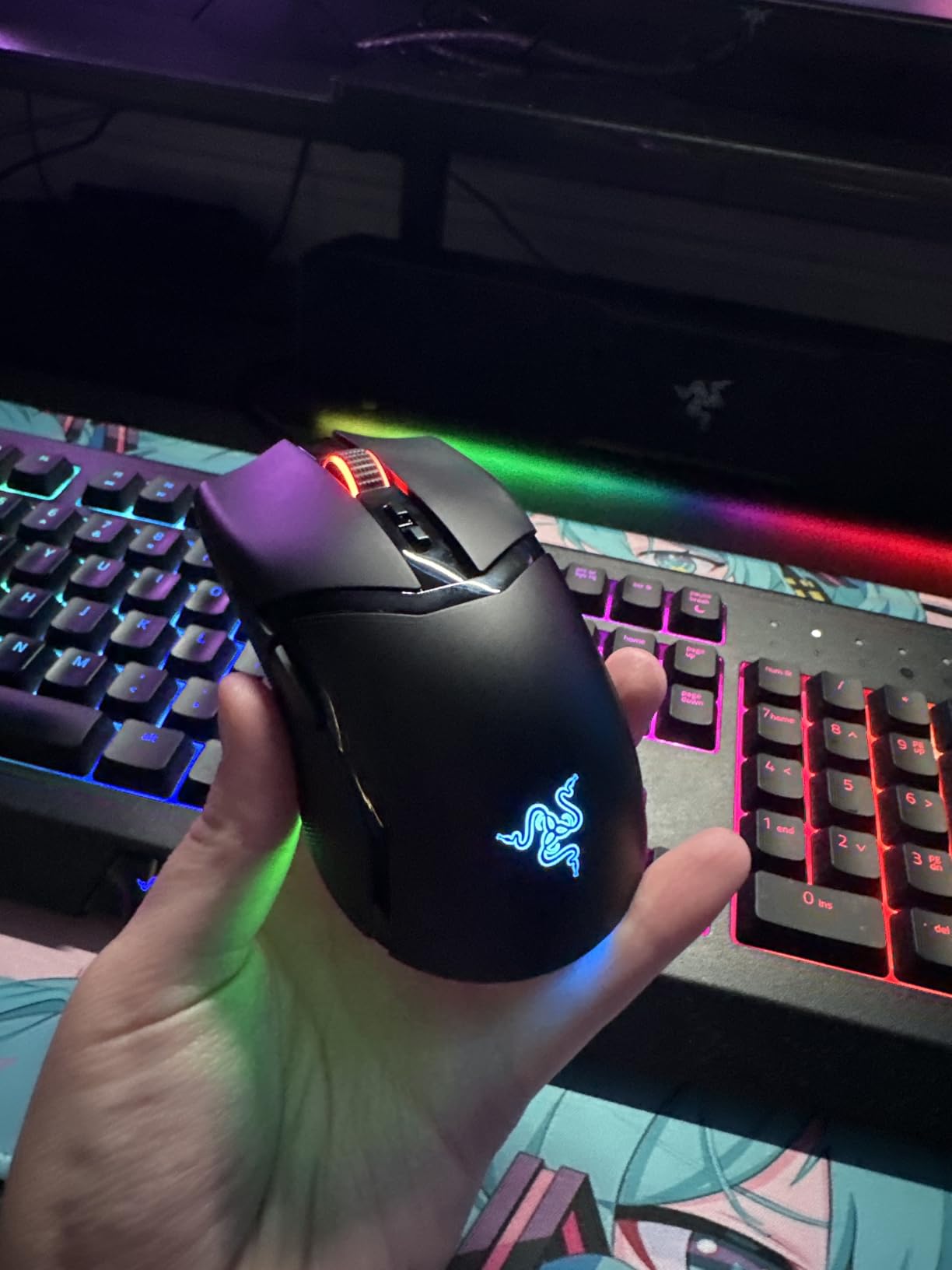 Razer Cobra Pro Wireless Gaming Mouse, 2.4 Ghz, 170 Hr Battery, Black | 30K Optical Sensor, Gen-3 Optical Switches, Bluetooth & USB Type C, 10 Customizable Controls, Chroma RGB Lighting customer photo 1