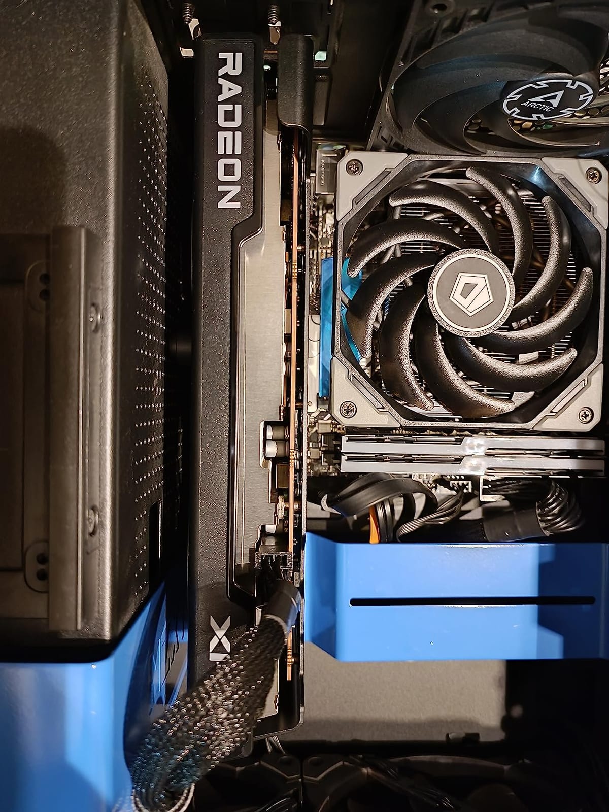 XFX Speedster SWFT210 Radeon RX 7600 Graphics Card with 8GB GDDR6 customer photo 1