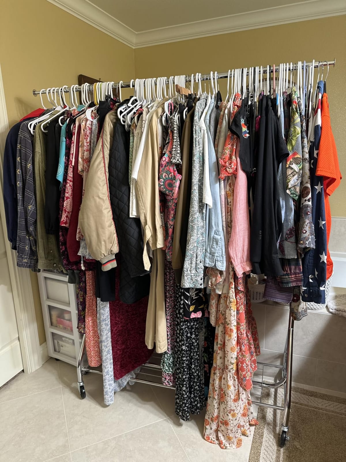 HYSEYY Heavy Duty Clothes Rack Load 450 LBS, Metal Garment Rack, Standing Rolling Clothing Rack for Hanging Clothes with Sturdy Wheels & Shelves, Portable Closet Wardrobe Rack, Silver customer photo 2