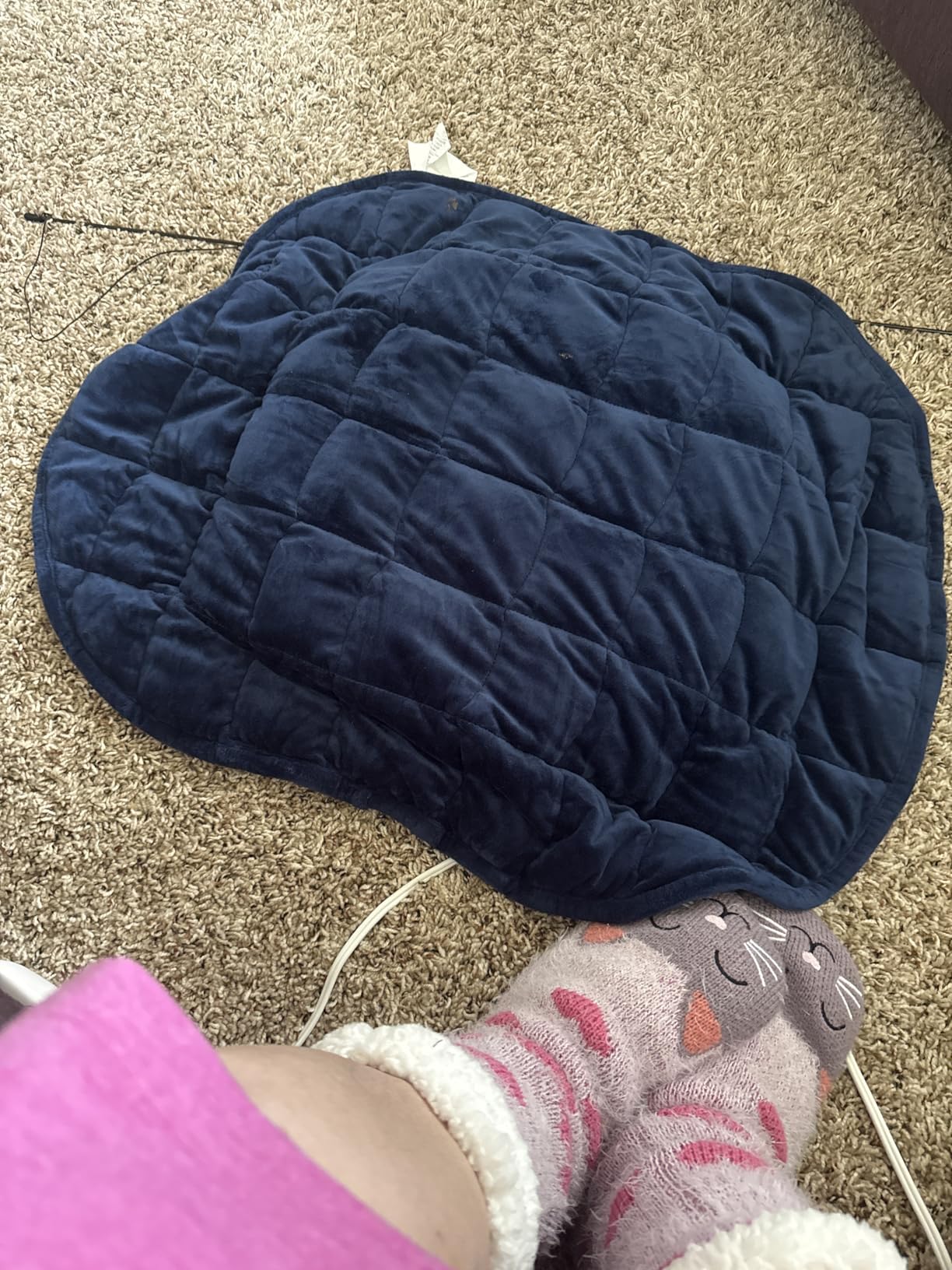 Sivio Weighted Lap Blanket, Weighted Blankets,Soft and Cozy Cooling Heavy Blanket, Calm and Nap, School and Home,2lbs 20 x 30inches, Grey customer photo 2