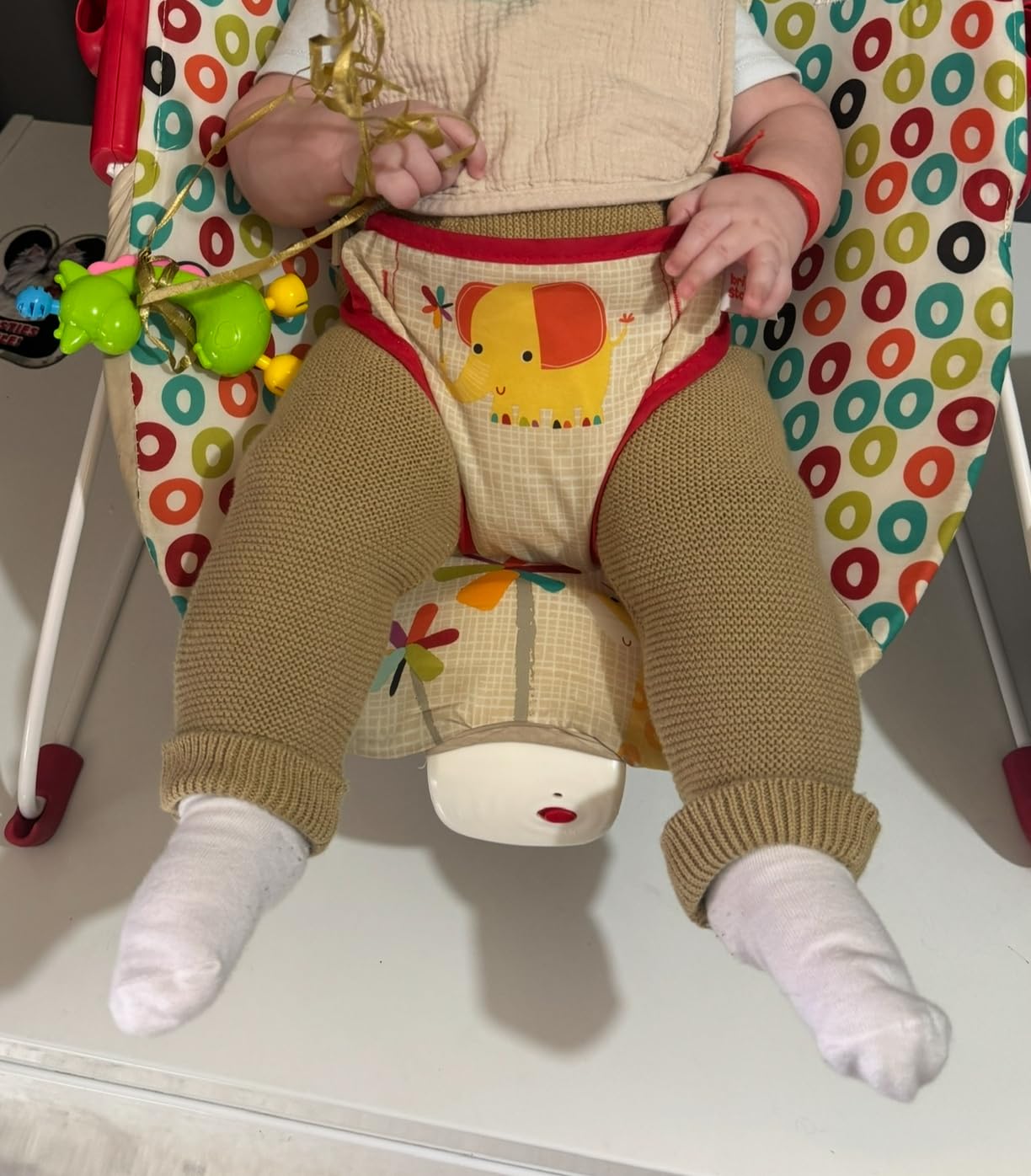 Bright Starts Pink Paradise Portable Baby Bouncer with Vibrating Infant Seat and Toy Bar, Max Weight 20 lbs., Age 0-6 Months customer photo 2