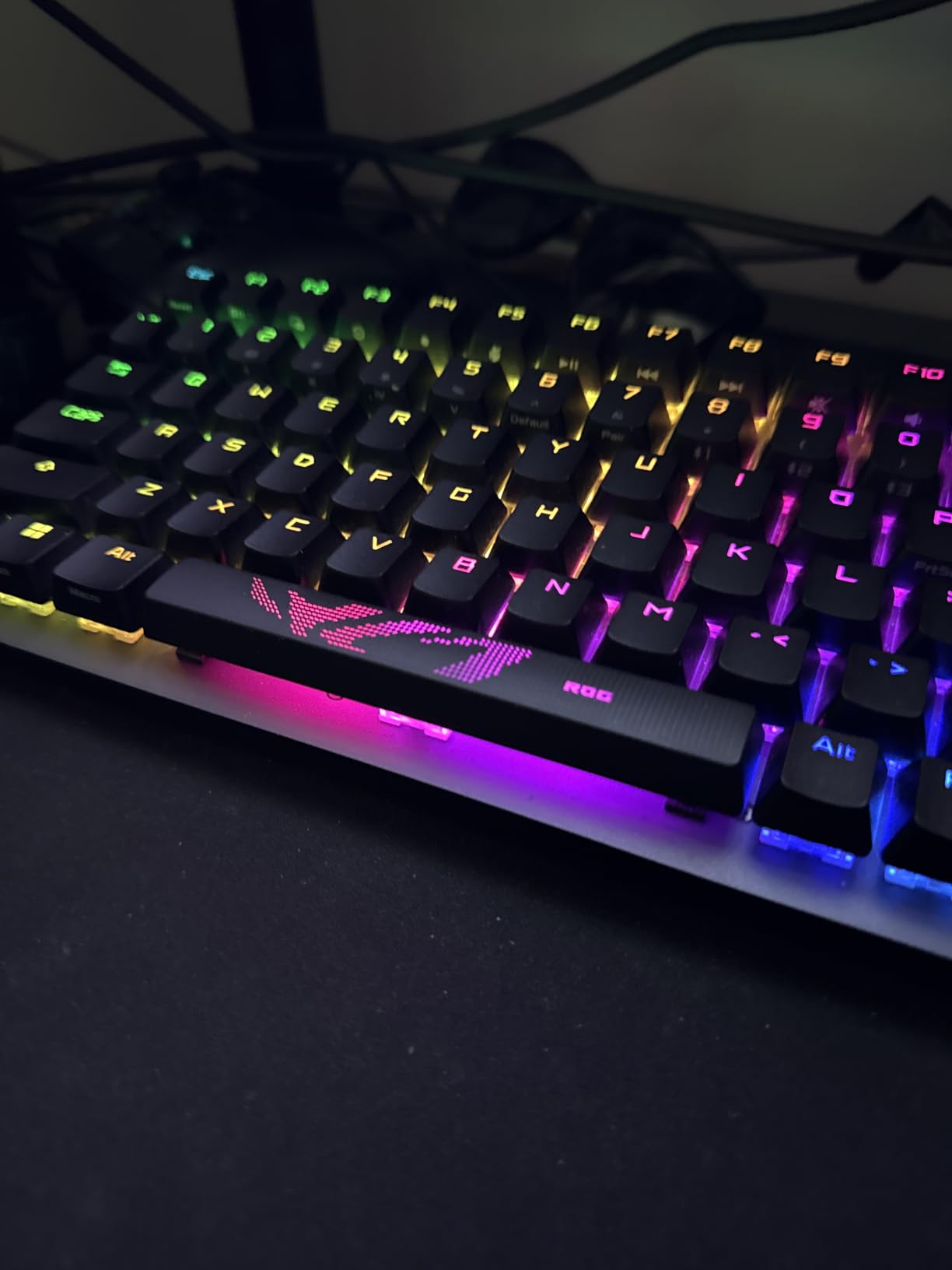 ASUS ROG Strix Scope II 96 Wireless Mechanical Gaming Keyboard - 96% Full-Size, Tri-Mode Connectivity, Hot Swappable Pre-lubed ROG NX Snow Linear Switches, PBT Keycaps, RGB, PC/Mac Support - Black customer photo 2