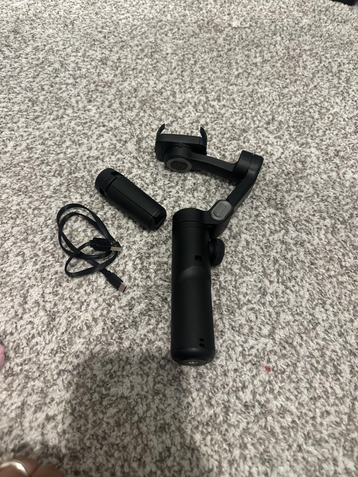 AOCHUAN Smart XE 3-Axis Gimbal Stabilizer for iPhone&Android,Foldable customer photo 1