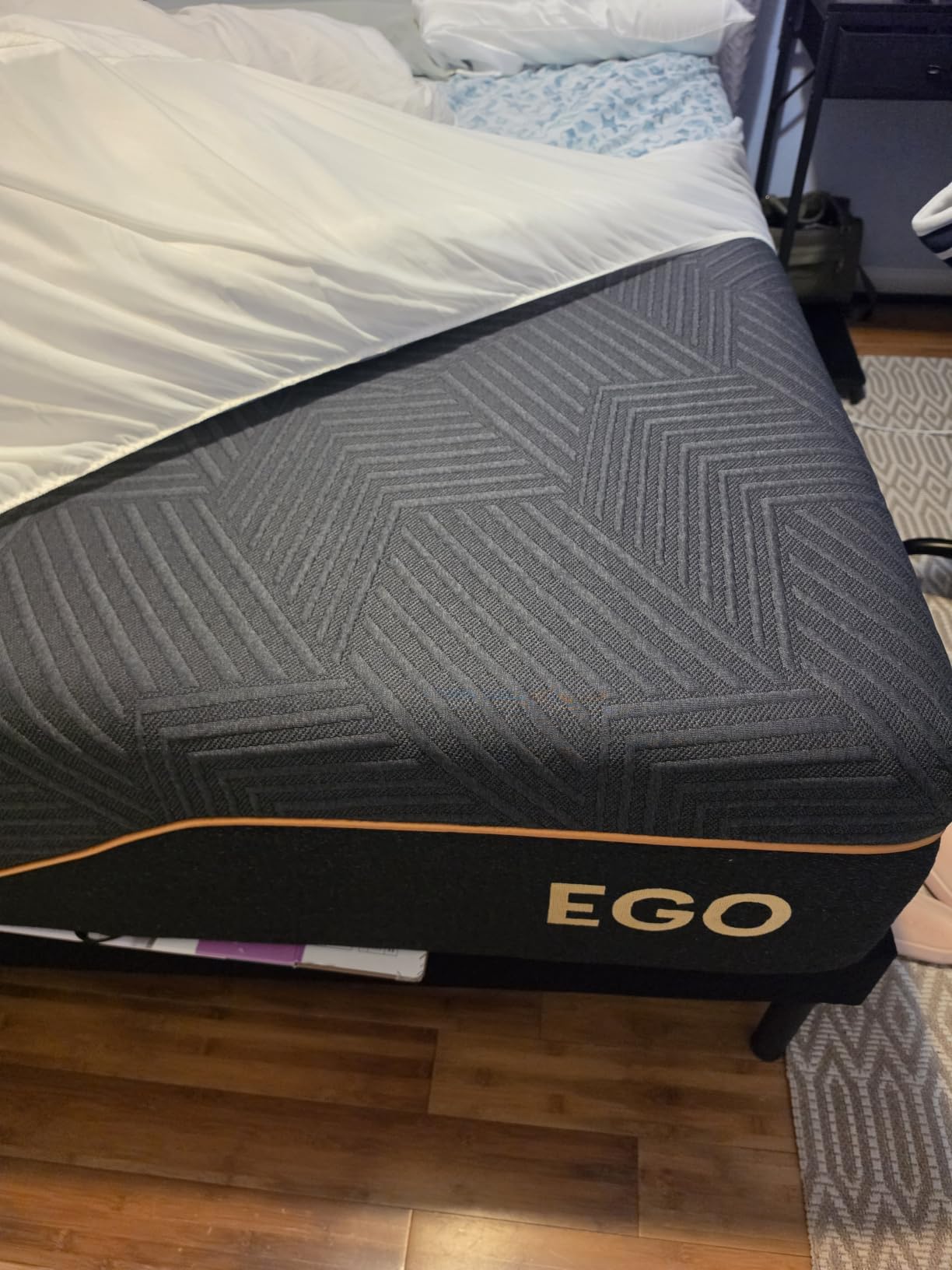 MLILY EGOHOME King 14 inch Memory Foam Mattress for Back Pain Relief Firm | Fiberglass Free, Copper Gel Infused, Graphene-Cool-Tech Cover, ICA Endorsed, CertiPUR-US, Motion Isolation, Mattress in a Box customer photo 1