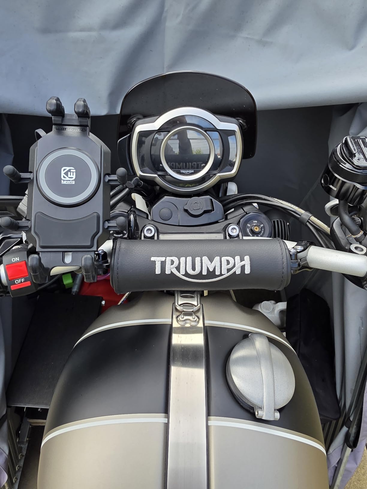 BRCOVAN Motorcycle Phone Mount with Qi Wireless & USB-C Charger | Qi 15W & PD 30W, Anti-Theft Handlebar Cellphone Holder with Vibration Dampener, Adjustable for 5.4-7.2'' Smartphone customer photo 1