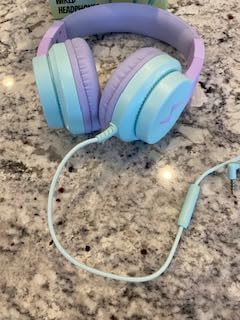 Candy Bila Wired Kids Headphones with Microphone, 85dB Safe Volume | Volume Limiter 85/94dB, HD Stereo Sound, Microphone and Wired Control, Foldable Design, Gradient Purple customer photo 2