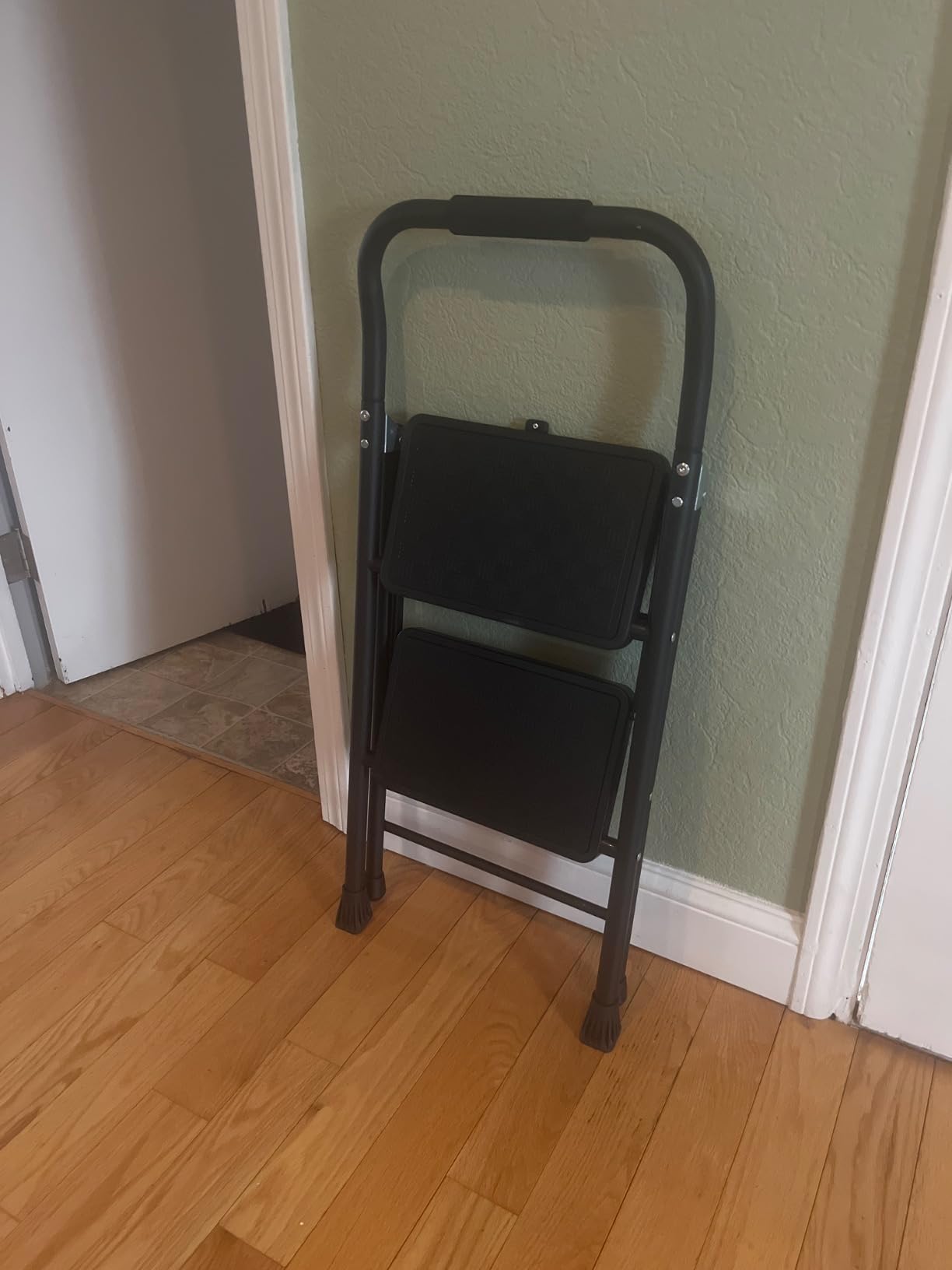 HBTower 2 Step Ladder, Step Stool for Adults | 2 Step Ladder Folding Step Stool with Wide Pedal Ergonomic Design customer photo 2