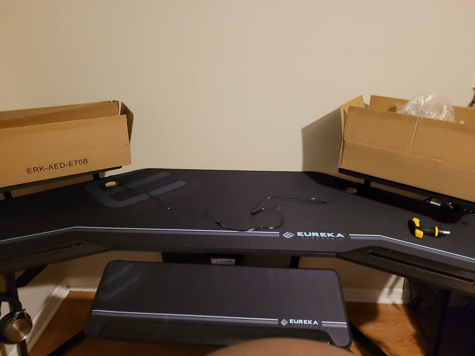 EUREKA ERGONOMIC Gaming Desk Wing Shaped Keyboard Tray 72 Inch Maple | LED monitor stand with dual headphone hooks and cup holder, built for gaming, streaming, and studio setups customer photo 1