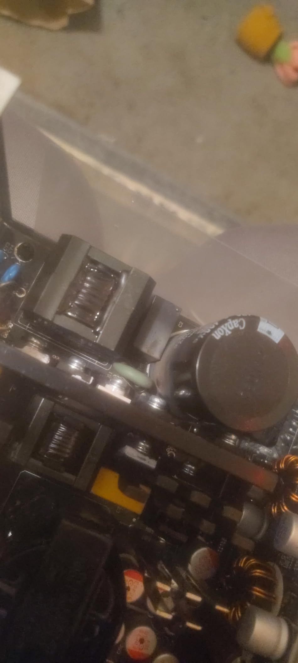 MSI MAG A850GL PCIE5, Fully Modular Compact Gaming 850W Power Supply, 80+ Gold, ATX 3.1 & PCIe 5.1 Ready, Native Dual-Color 12V-2x6 Cable, 10 Year Warranty customer photo 2