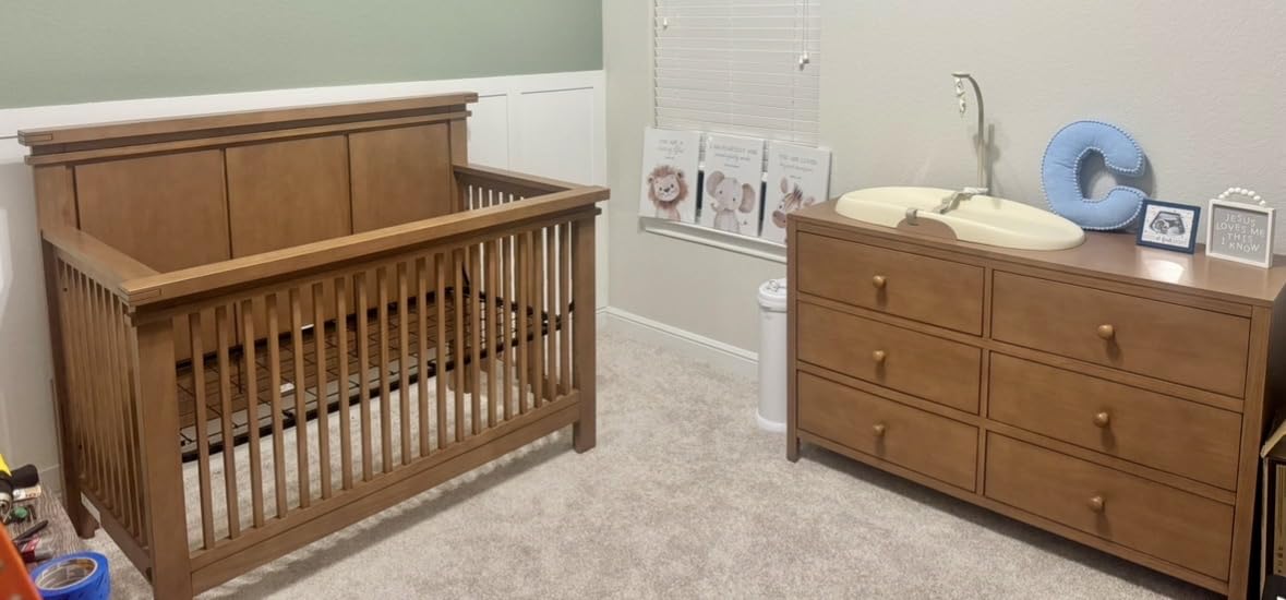 Soho Baby Everlee 6 Drawer Dresser, Honey Wood customer photo 1