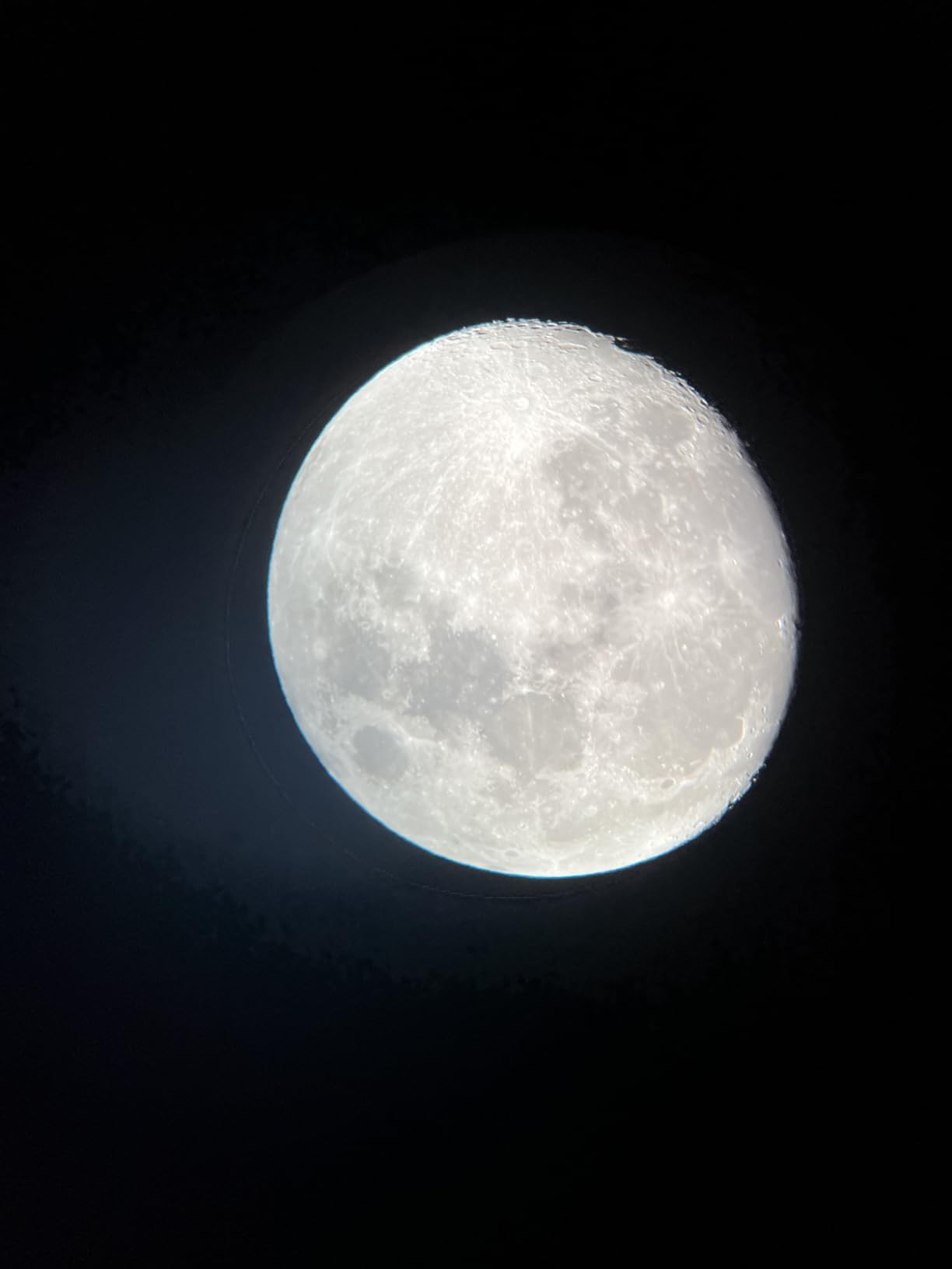 Celestron StarSense Explorer 114AZ App-Enabled Telescope - 114mm Tabletop Dobsonian with Smartphone Dock & StarSense App - iPhone & Android Compatible - Easy-to-Use for Beginners | 114mm Newtonian, Starsense App with Smartphone Dock, 17mm and 10mm Eyepieces, Starpointer Finder customer photo 2