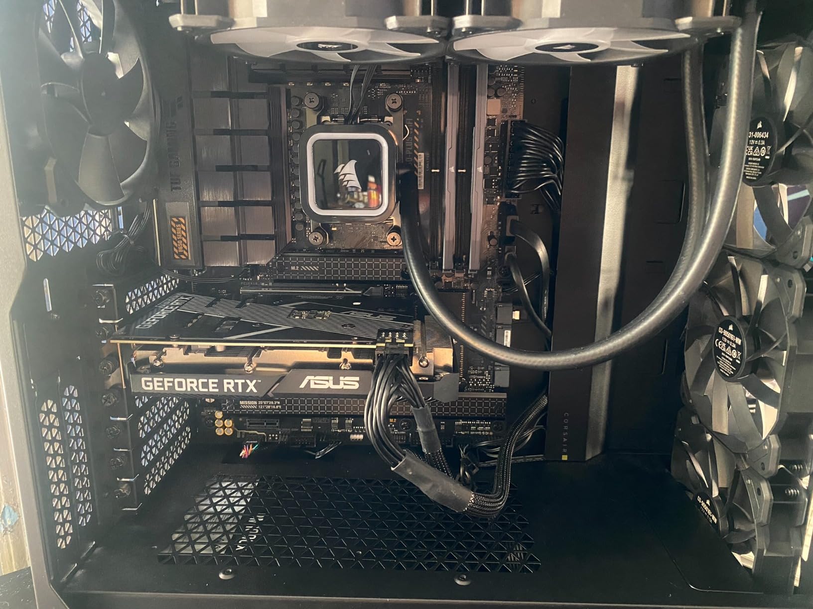 CORSAIR Vengeance DDR5 32GB (2 x 16GB) Up to 6000MHz AMD Intel RAM - CL30 AMD EXPO & Intel XMP 3.0 Desktop Gaming Memory (CMK32GX5M2B6000Z30) customer photo 2