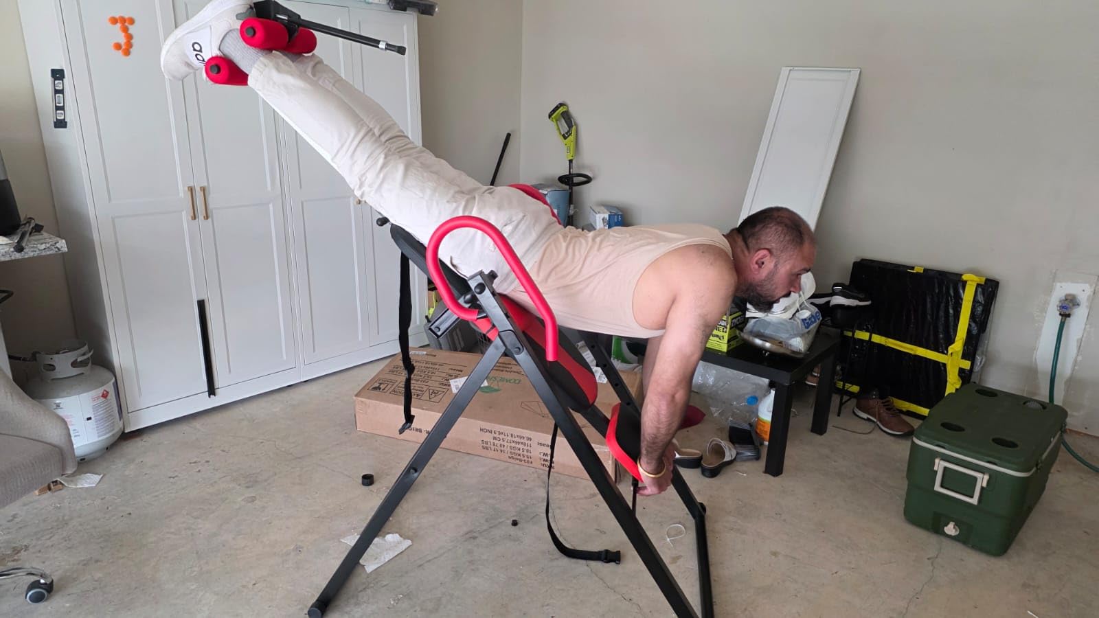 YOLEO Gravity Inversion Table for Back Pain Relief 2026 New Inversion Table | w/Lumbar Support, Easy to Assemble, Back Stretcher Machine 300 lbs customer photo 1