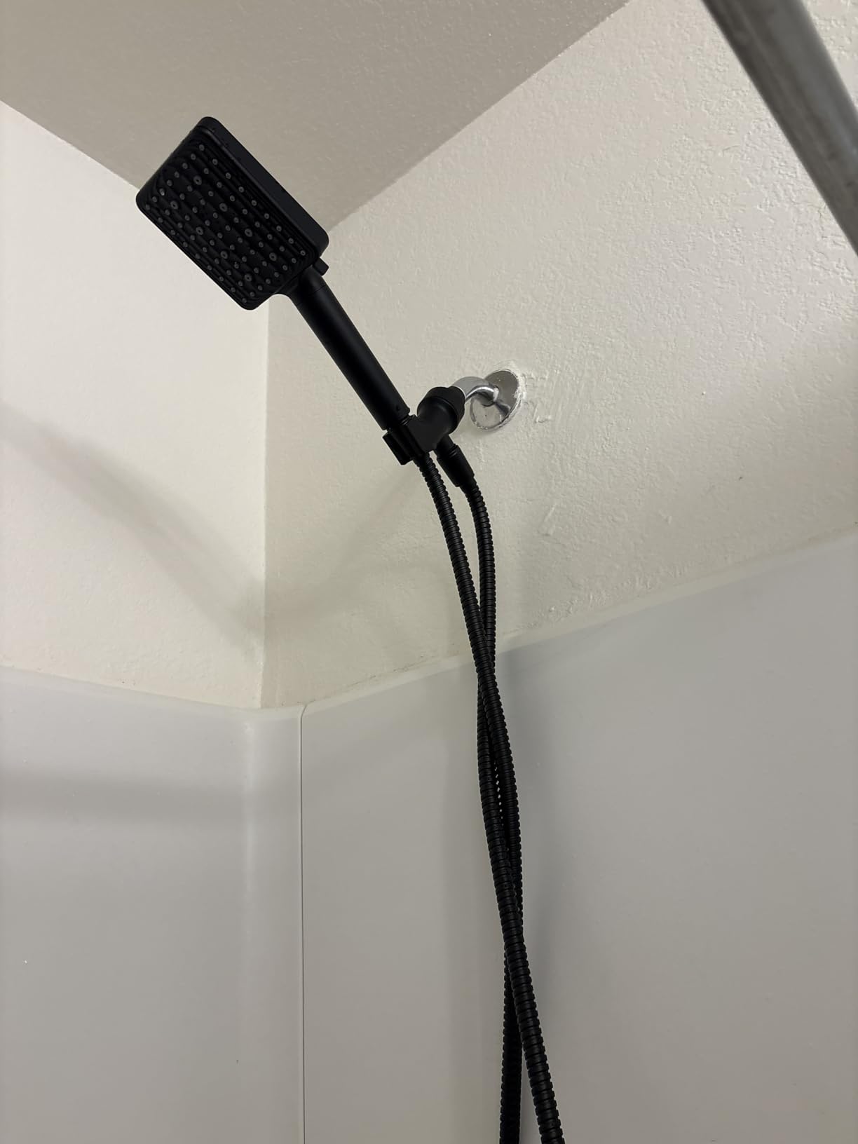 MakeFit Filtered Shower Head - 6 Modes High Pressure Handheld Shower Head with Filter Mineral Beads, Detachable Handheld Showerhead Set with Stainless Steel Hose and Shower Arm Bracket customer photo 2
