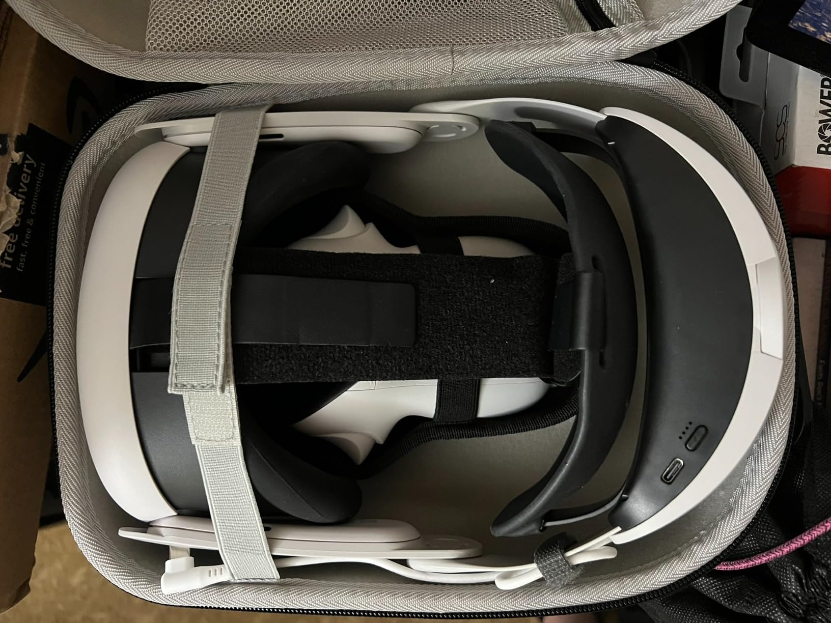 Meta Quest 3 512GB | VR Without Wires - Gorilla Tag Cardboard Monkenaut Bundle customer photo 1