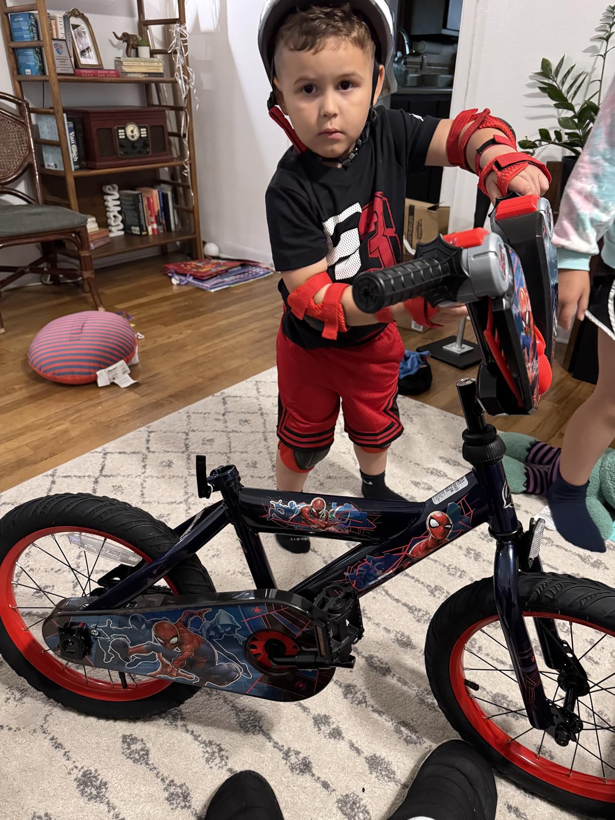 Huffy Disney and Marvel 12/16 Inch Boys Bikes, Multiple Color Options | Spider-Man, Lightning McQueen, Spidey and His Amazing Friends, Removable Training Wheels, EZ Build Assembly, Children customer photo 1
