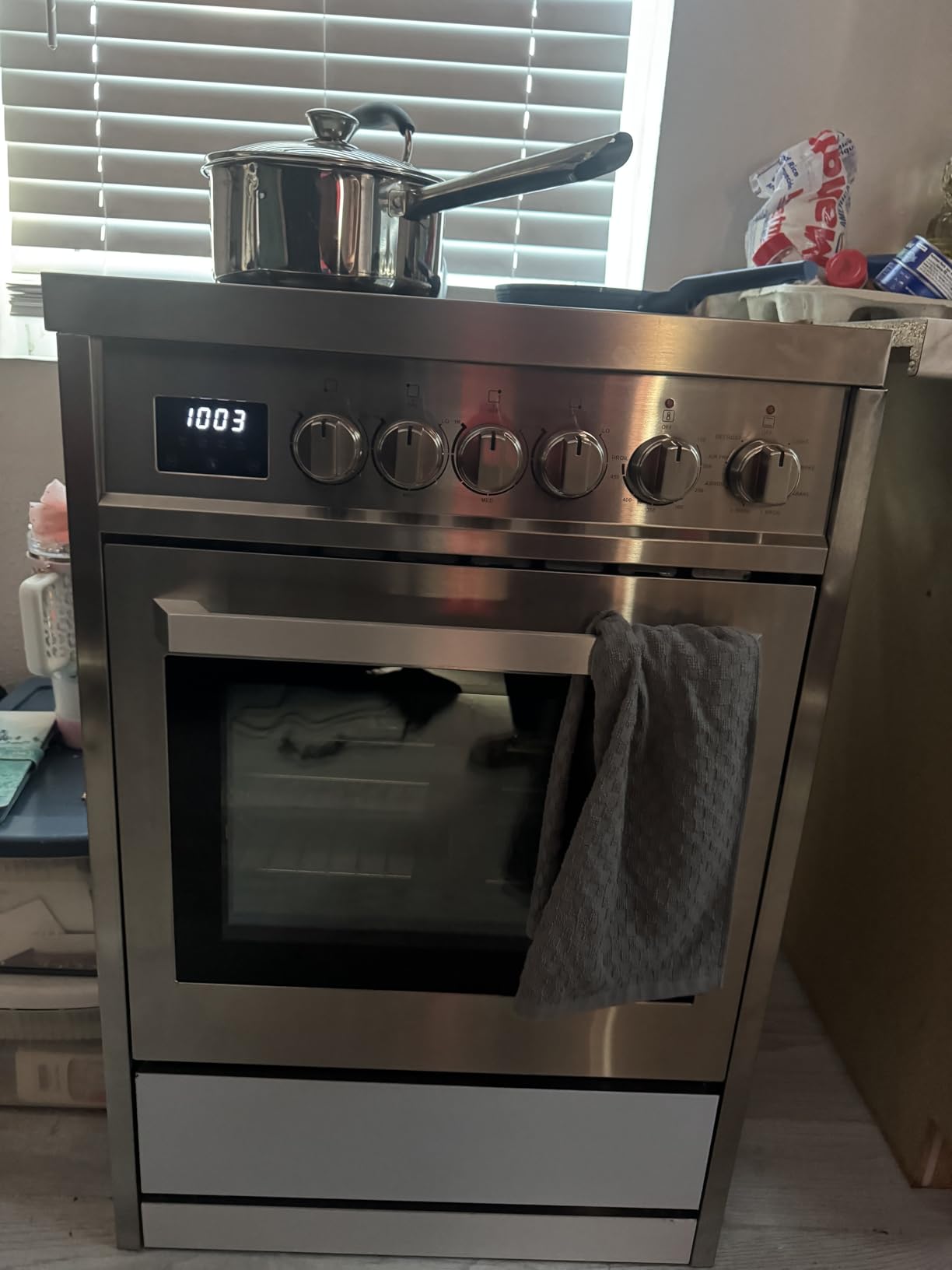 Rangaire RRE303TS Electric Range Oven with Timer and AirFry Infrared Stove Burners, True Convection, Easy Reach Racks, 30