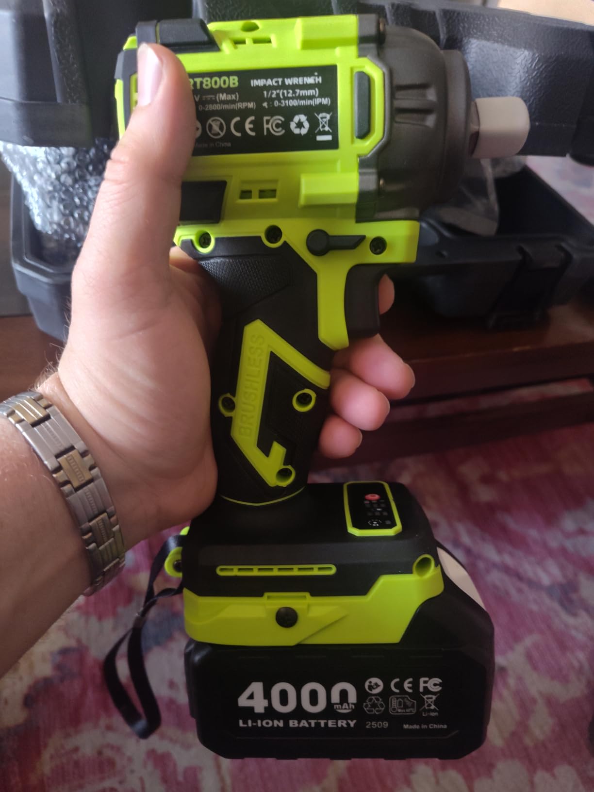 Robustrue Cordless Impact Wrench, 590Ft-lbs (800N.m) Brushless 1/2 inch, 2800RPM High Torque Impact Gun, 2x 4.0Ah Battery, Charger, 4 Sockets customer photo 2
