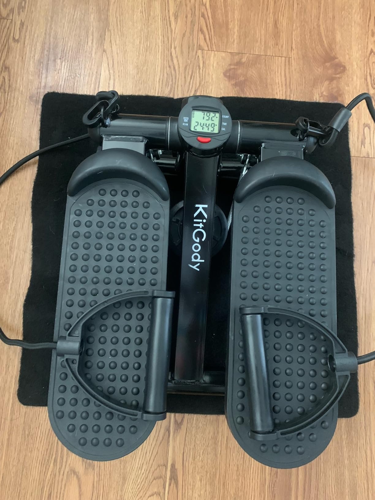 Steppers for Exercise at Home, KitGody Mini Stepper with Resistance Bands, Portable Stair Stepper for Home 330LBS Capacity, Adjustable Height Fitness Stepper Machine customer photo 2