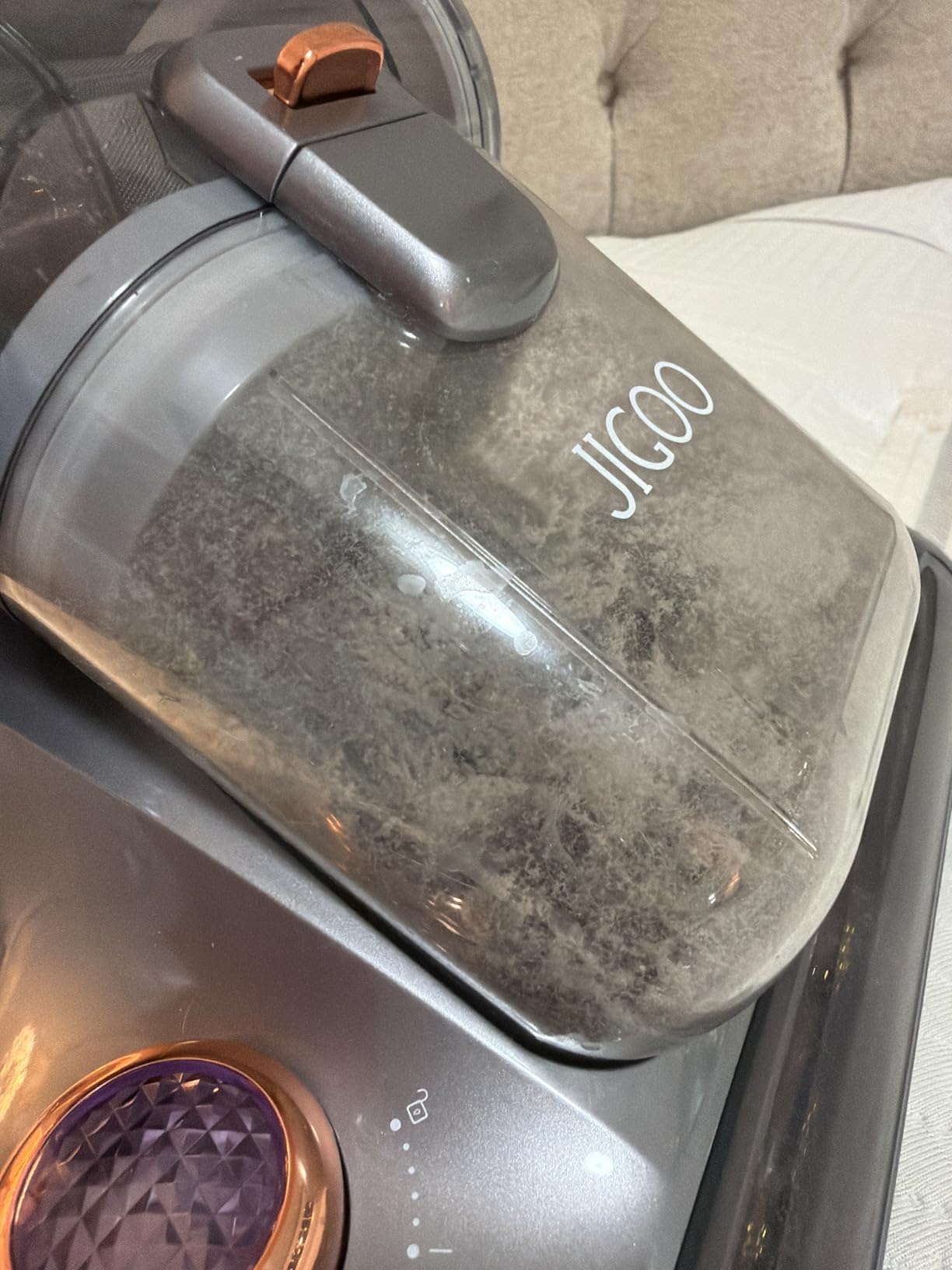 JIGOO T600 Bed Mattress Vacuum Cleaner with UV-C Light, 15Kpa Suction, 700W | 700W Motor, Handheld, Double Cup, Smart Dust Sensor, Ultrasonic, Heating Tech, MIF Filter, Deep Clean for Bed, Sofa, Pet Hair customer photo 2
