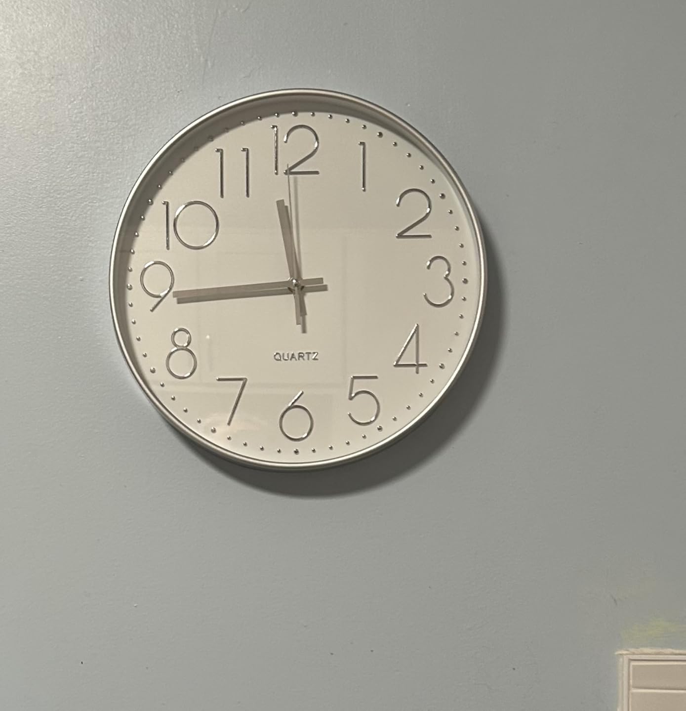 Wall Clock 12 Inch Non-Ticking Silent Modern Simple Style Round Decor Clock Gold Stereoscopic Dial Quartz Wall Clocks for Home/Office/School/Living Room/Bedroom/Kitchen customer photo 2