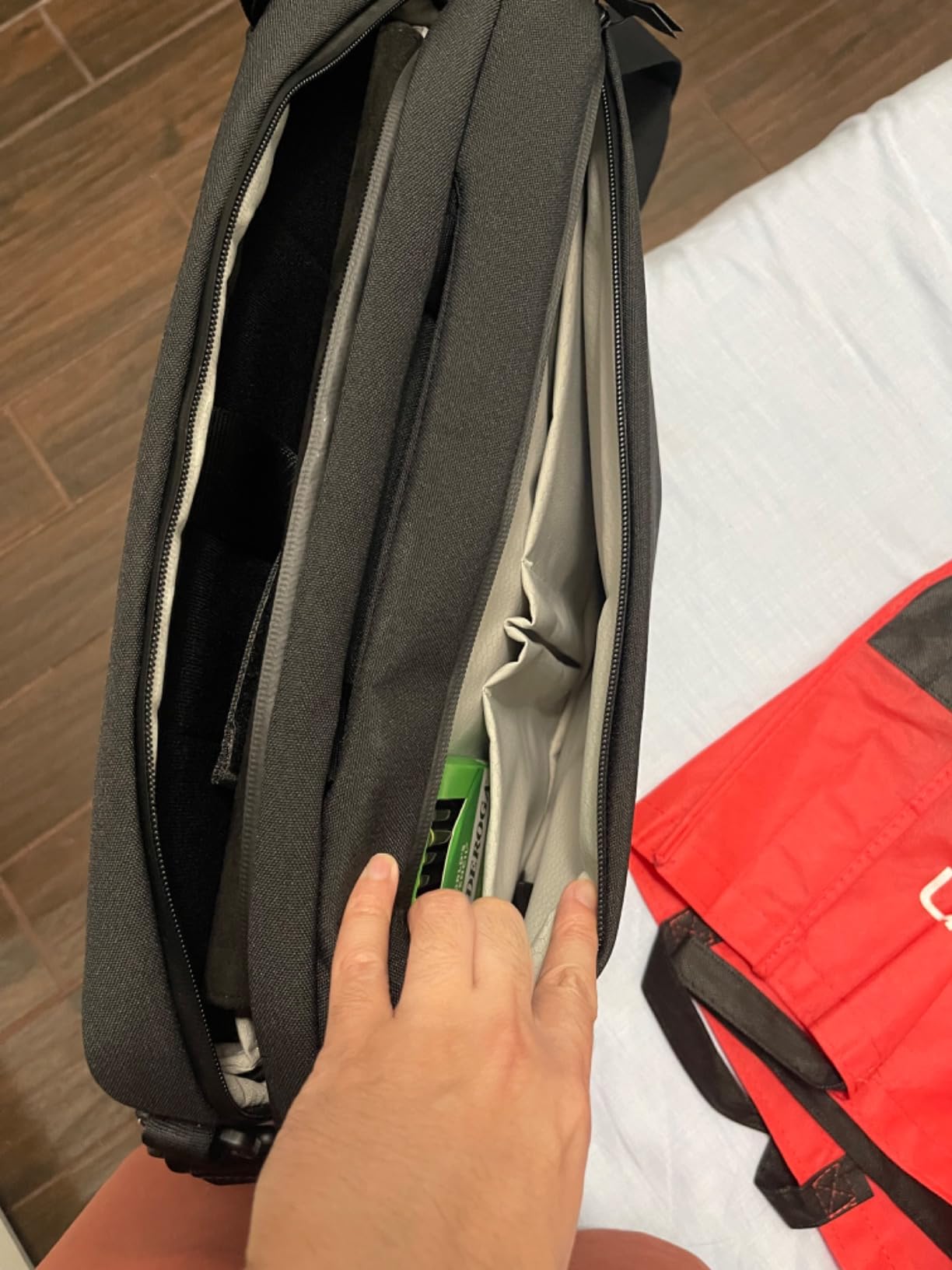 Alpaka Elements Tech Brief Pro 12L Laptop Briefcase Backpack Green | For 16-inch Laptop, Detachable & Hidden Strap, Luggage Pass-Through, YKK AquaGuard Zipper, Weatherproof Fabric Axoflux 600D customer photo 2
