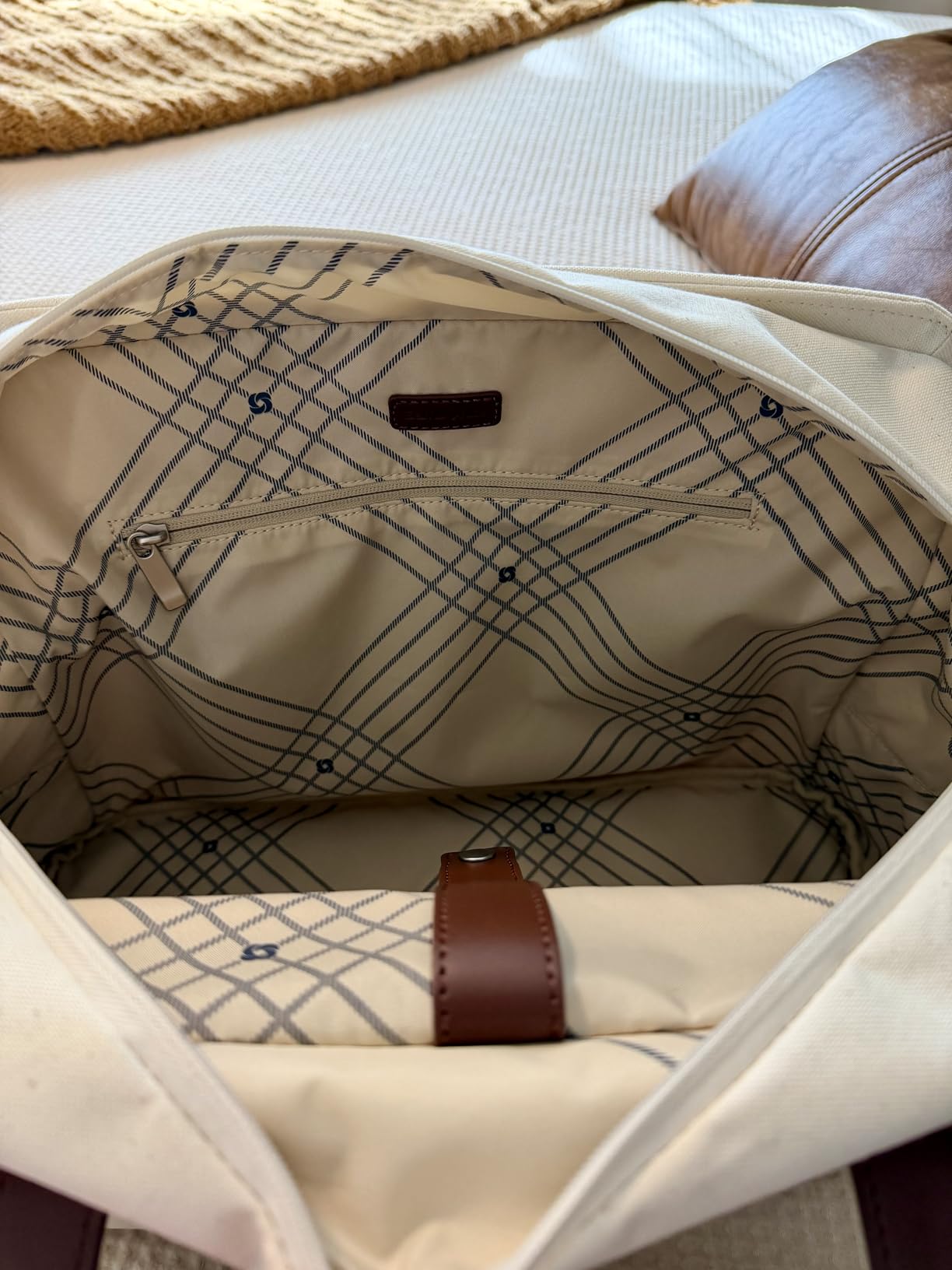 Samsonite Virtuosa Weekender Duffel Overnight Bag with Laptop Computer Sleeve customer photo 2
